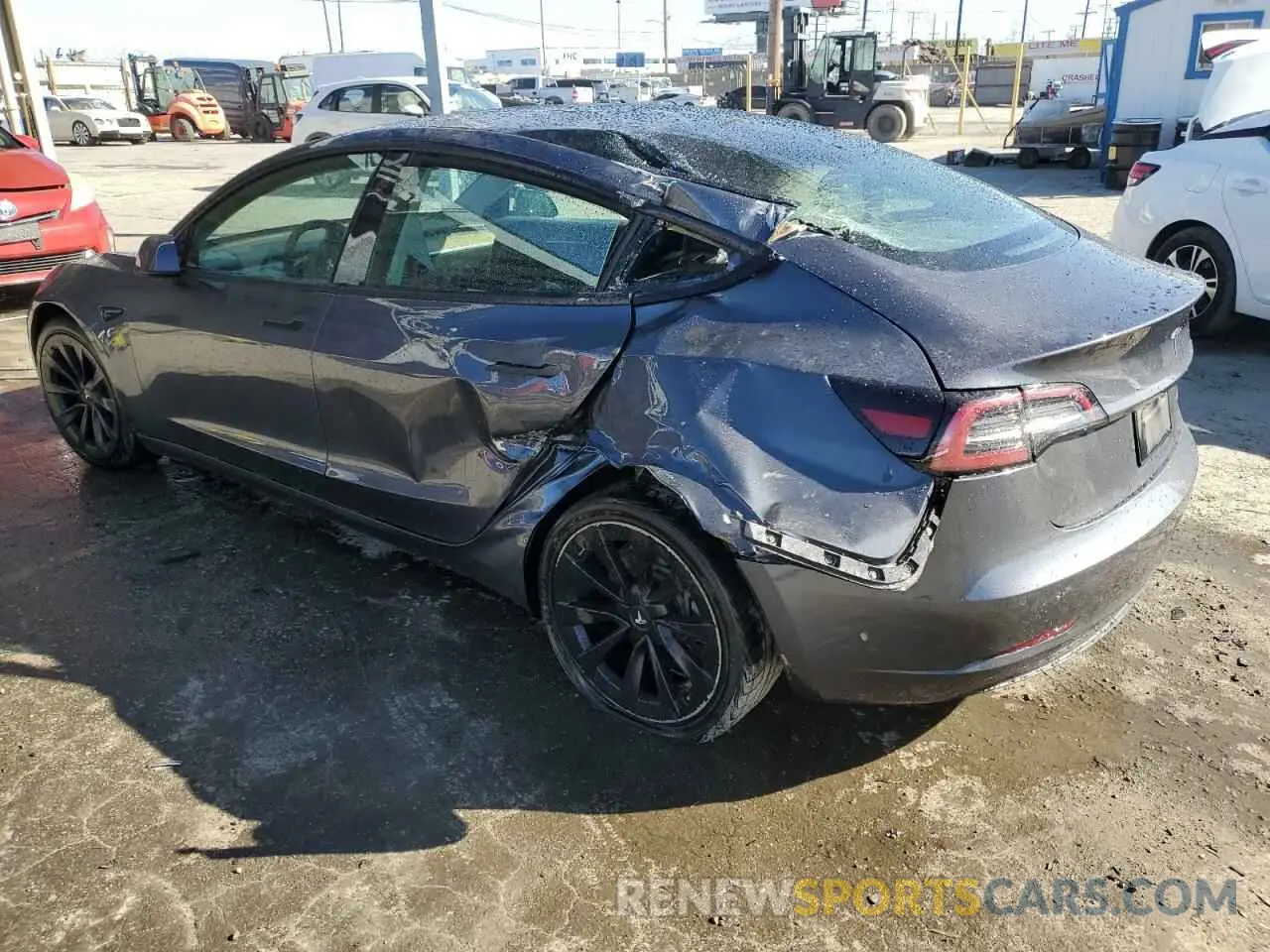 2 Photograph of a damaged car 5YJ3E1EB1NF125192 TESLA MODEL 3 2022