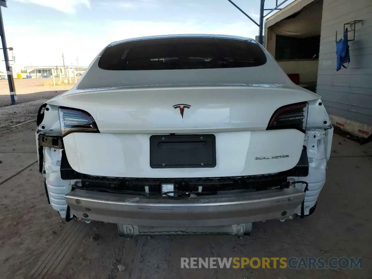 6 Photograph of a damaged car 5YJ3E1EB1NF129324 TESLA MODEL 3 2022