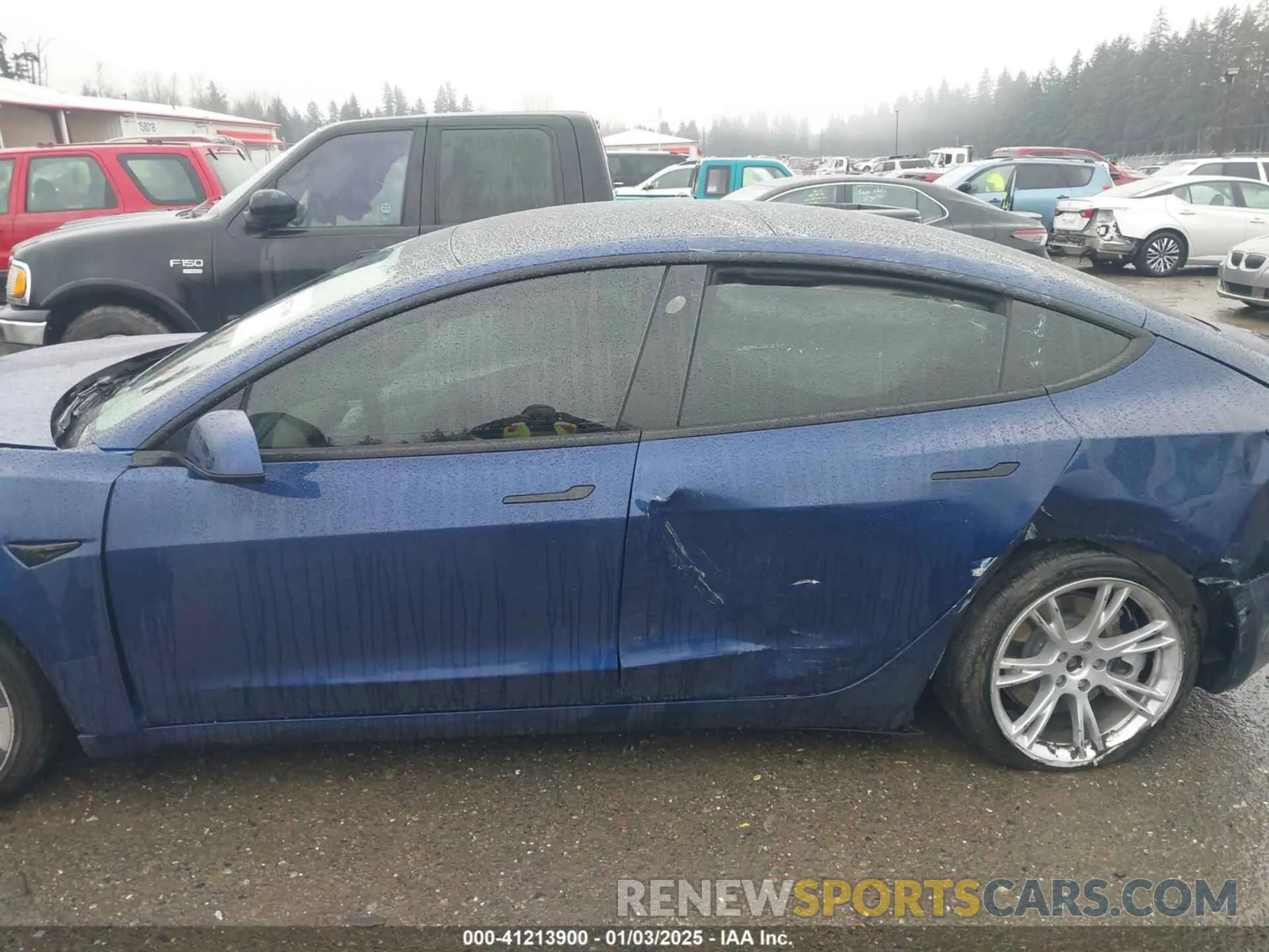13 Photograph of a damaged car 5YJ3E1EB1NF142574 TESLA MODEL 3 2022
