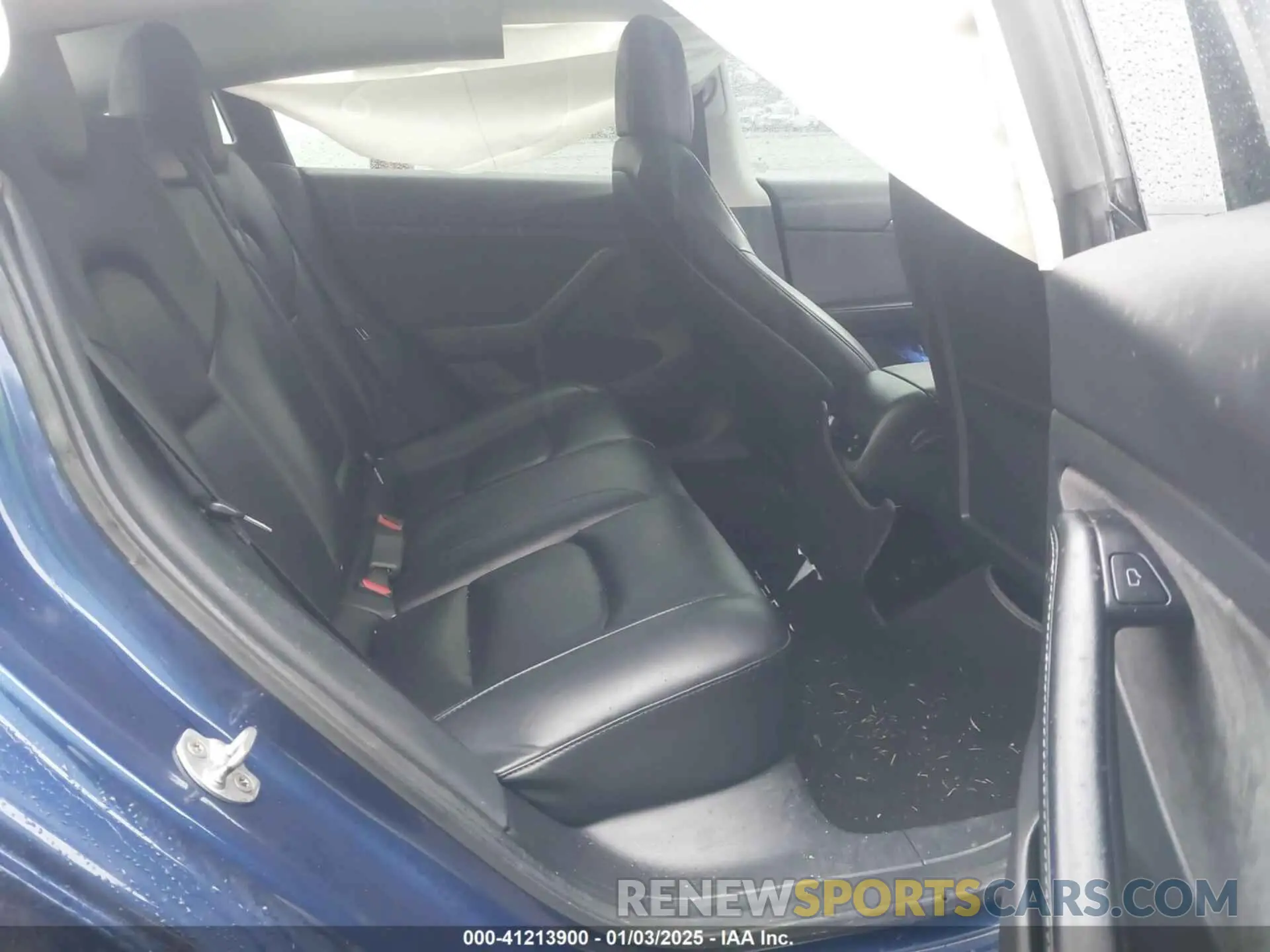 8 Photograph of a damaged car 5YJ3E1EB1NF142574 TESLA MODEL 3 2022