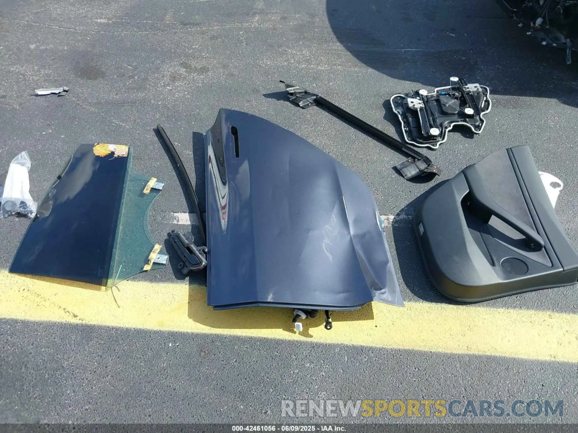 12 Photograph of a damaged car 5YJ3E1EB1NF176739 TESLA MODEL 3 2022