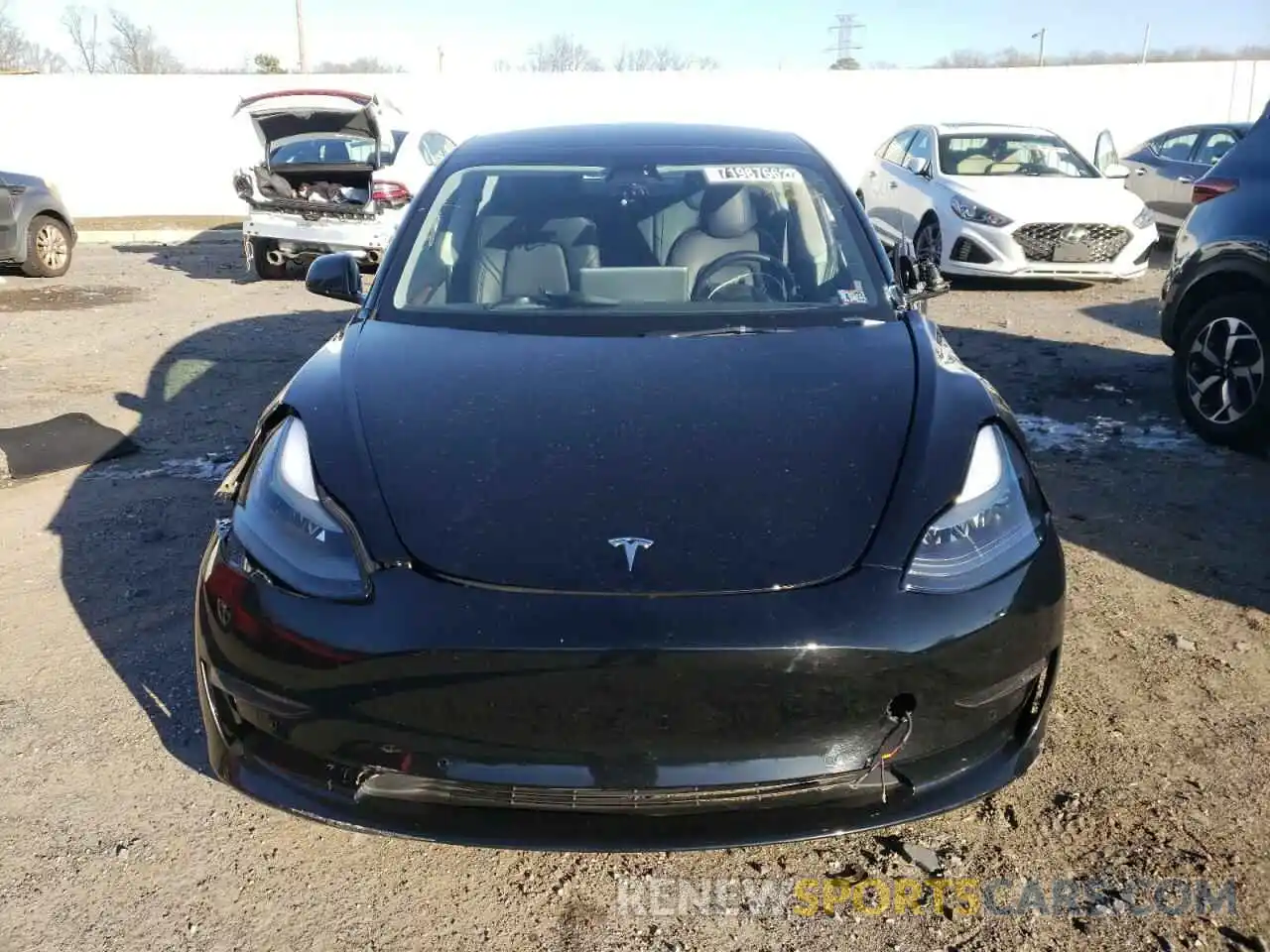 5 Photograph of a damaged car 5YJ3E1EB1NF186963 TESLA MODEL 3 2022