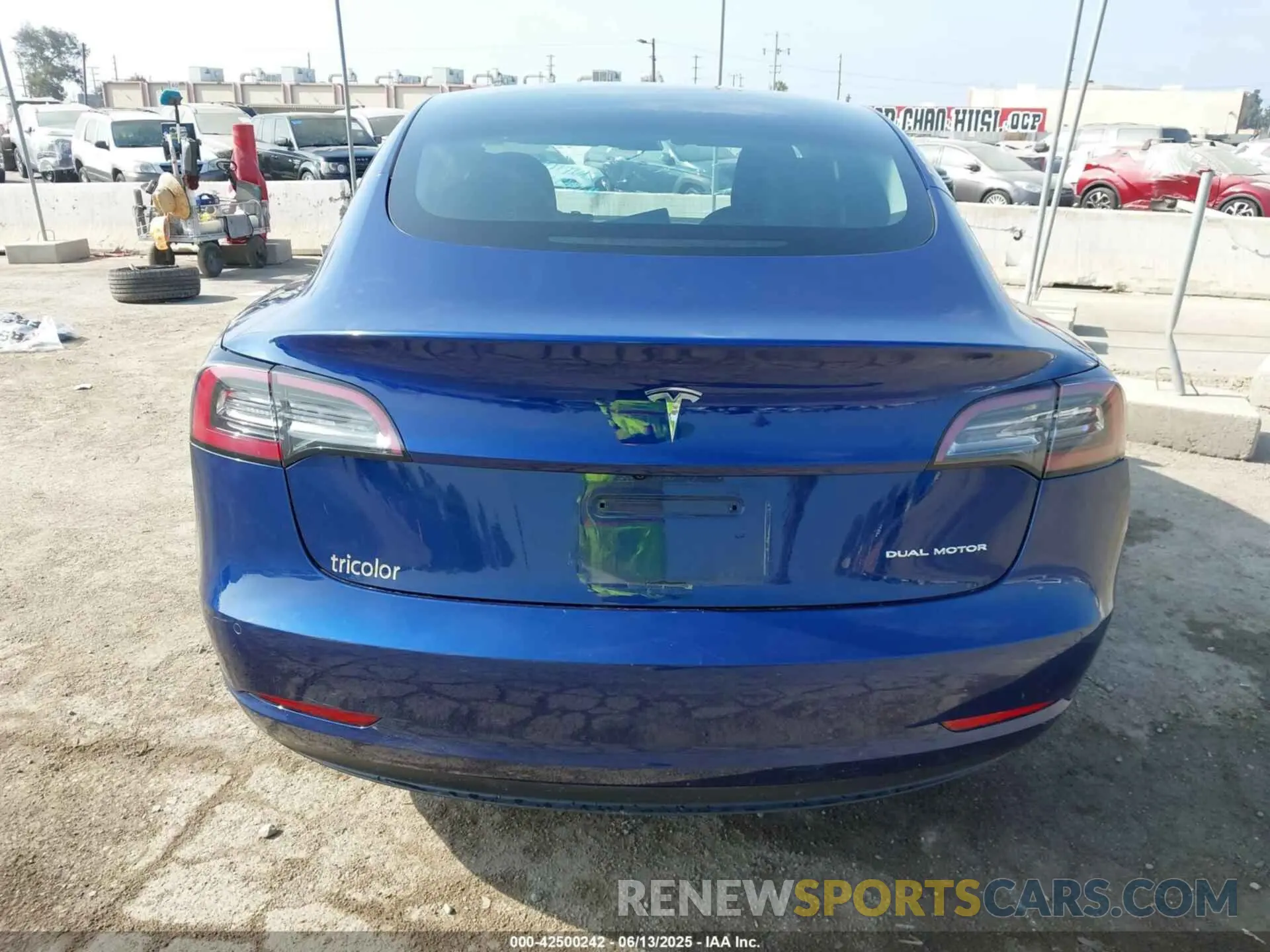 16 Photograph of a damaged car 5YJ3E1EB1NF189698 TESLA MODEL 3 2022