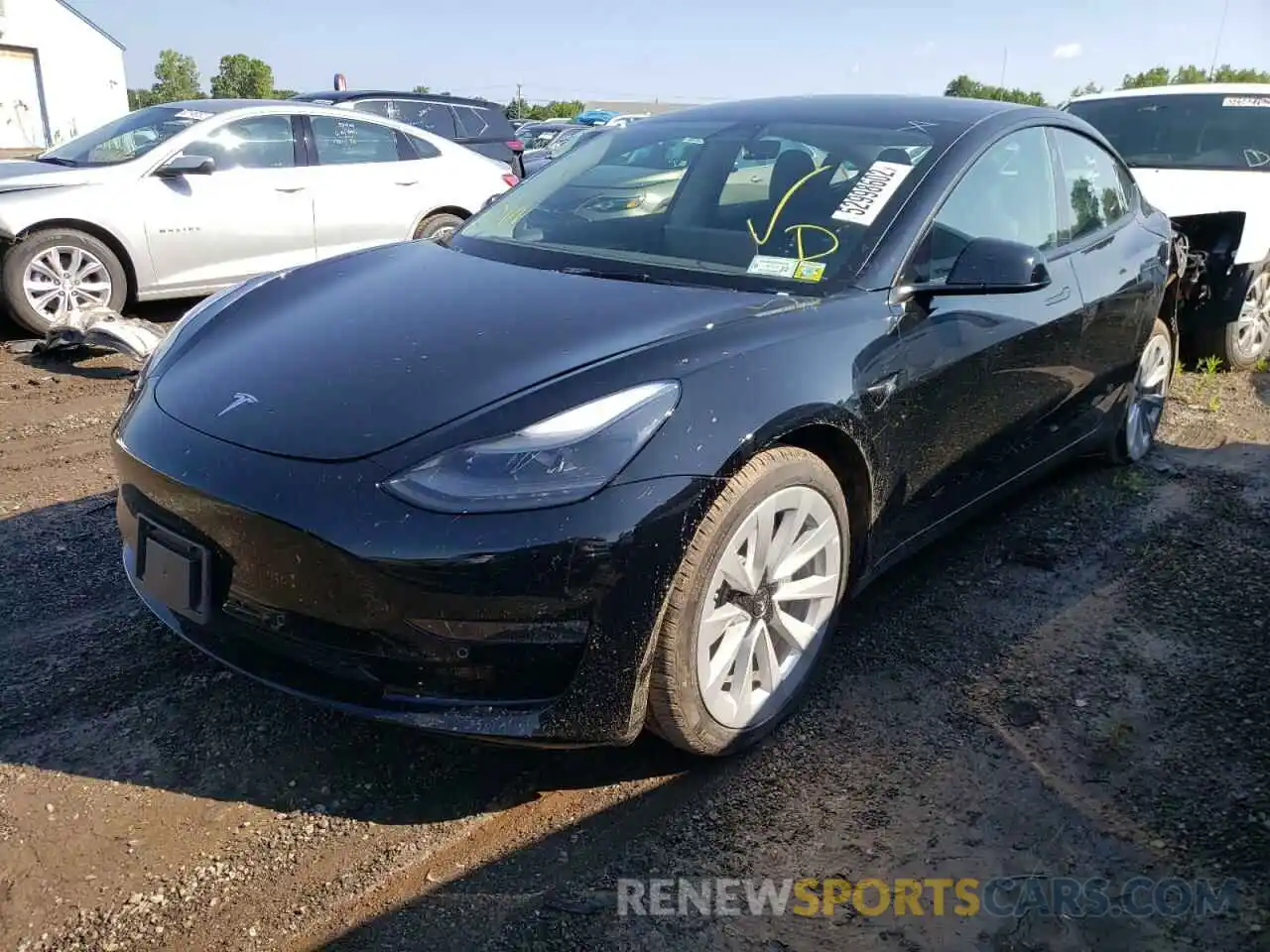 2 Photograph of a damaged car 5YJ3E1EB1NF191659 TESLA MODEL 3 2022