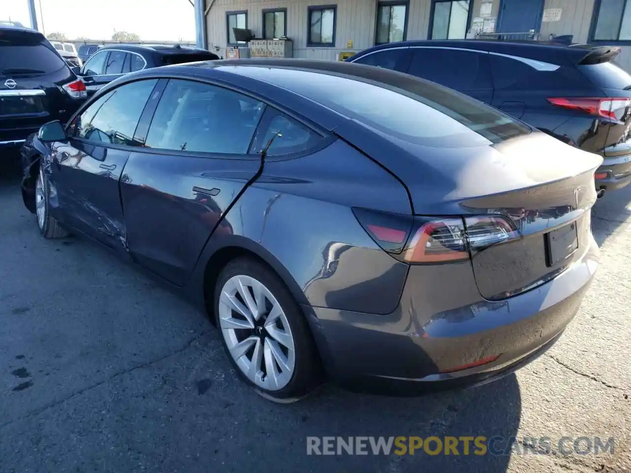 3 Photograph of a damaged car 5YJ3E1EB1NF192391 TESLA MODEL 3 2022