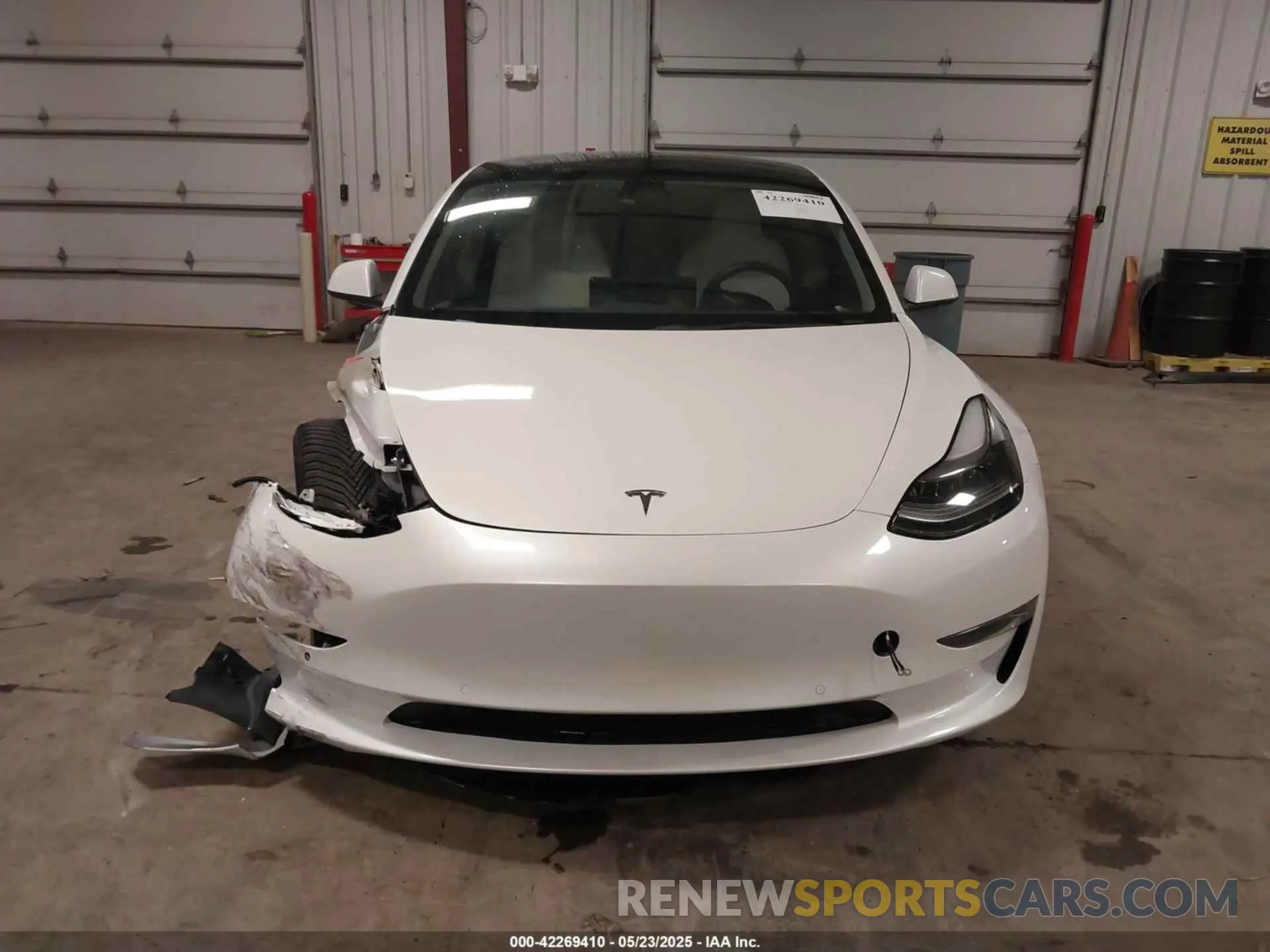 13 Photograph of a damaged car 5YJ3E1EB1NF196005 TESLA MODEL 3 2022