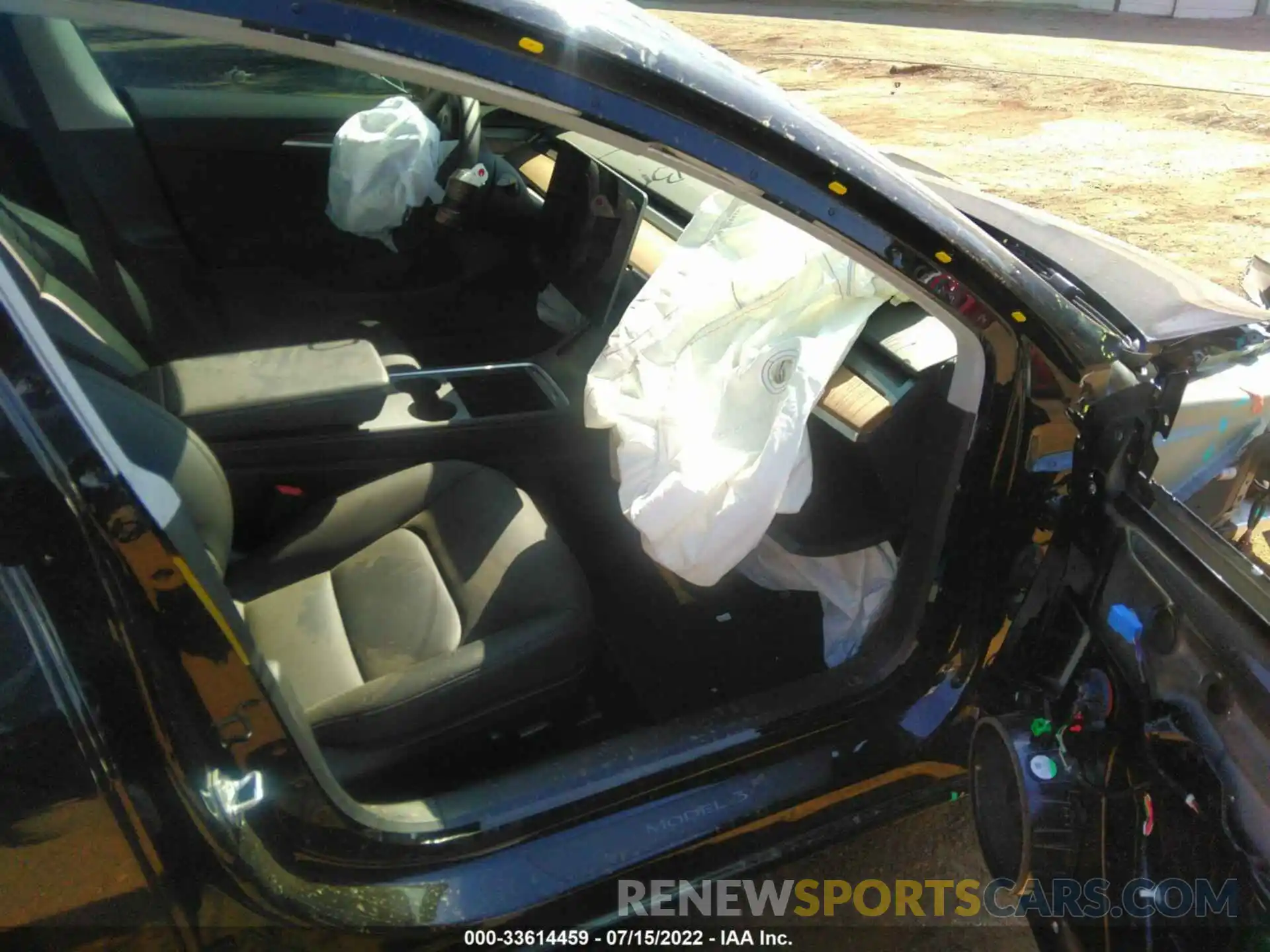 5 Photograph of a damaged car 5YJ3E1EB1NF210968 TESLA MODEL 3 2022