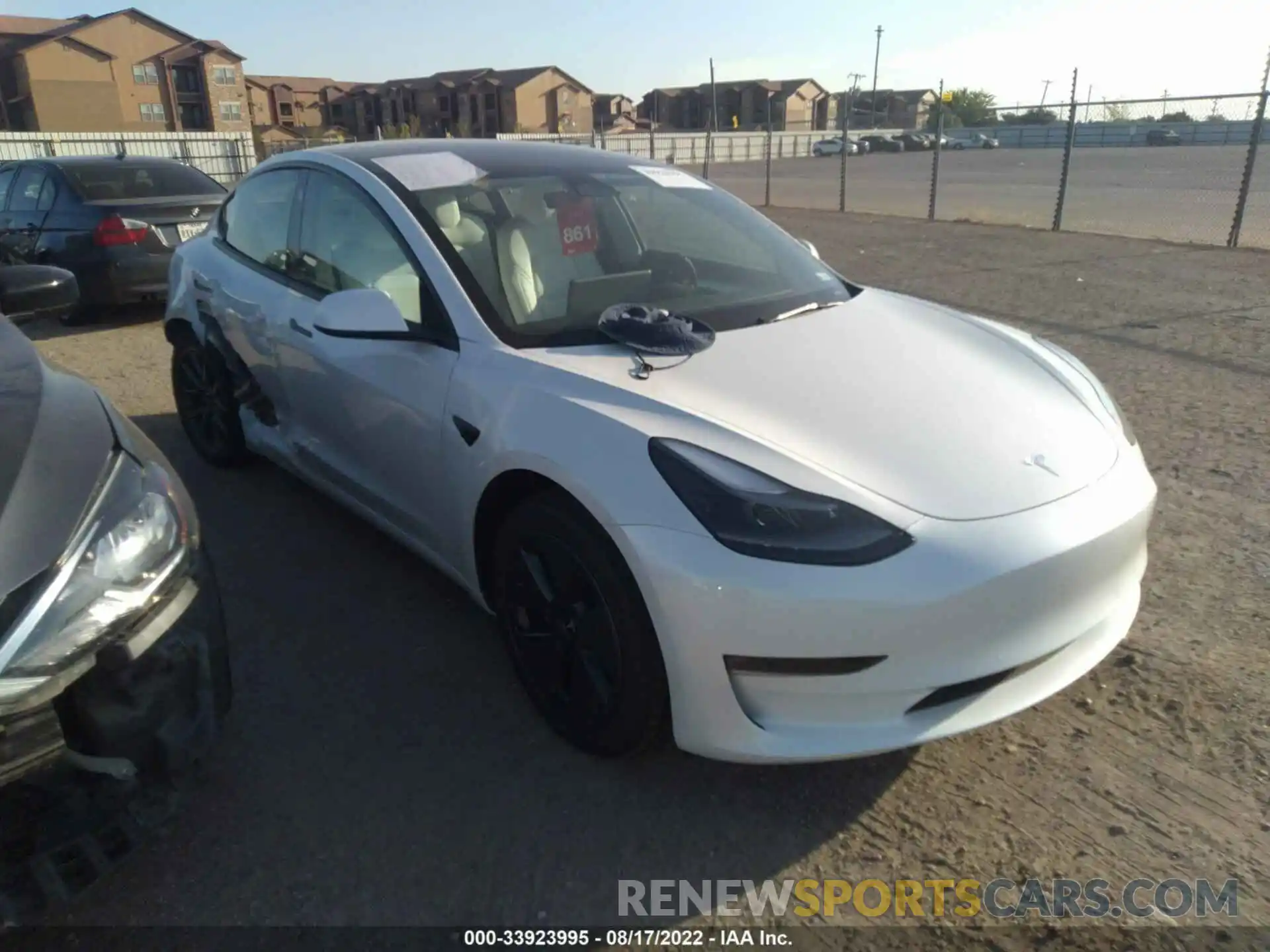 1 Photograph of a damaged car 5YJ3E1EB1NF232744 TESLA MODEL 3 2022