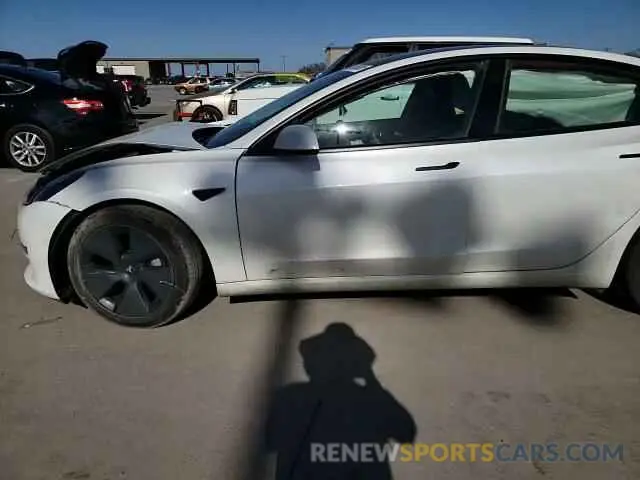 11 Photograph of a damaged car 5YJ3E1EB1NF236986 TESLA MODEL 3 2022