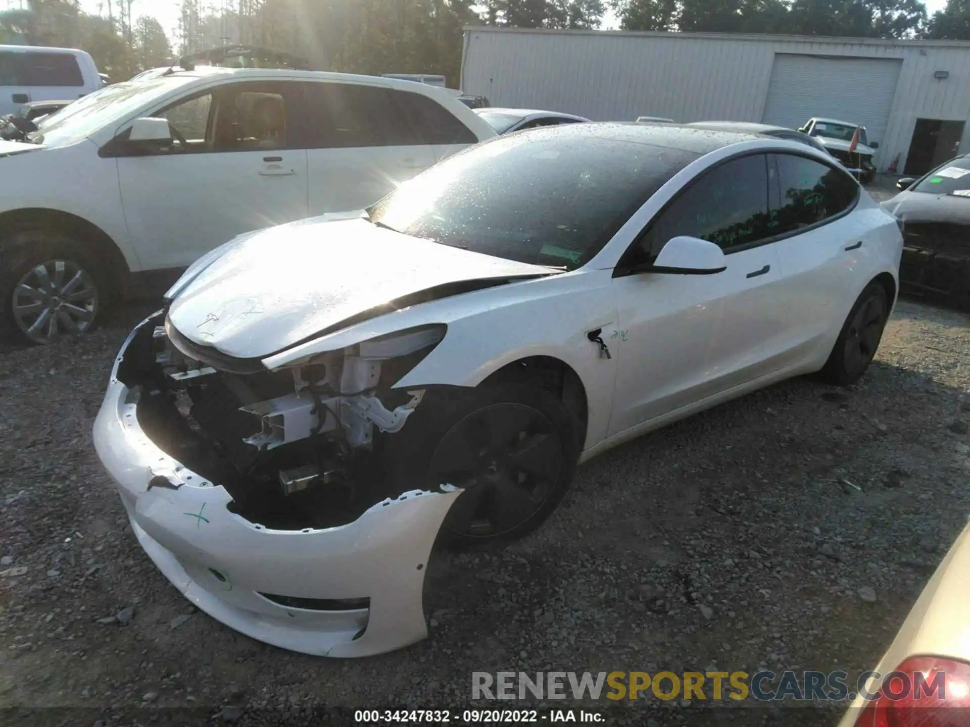 2 Photograph of a damaged car 5YJ3E1EB1NF241427 TESLA MODEL 3 2022