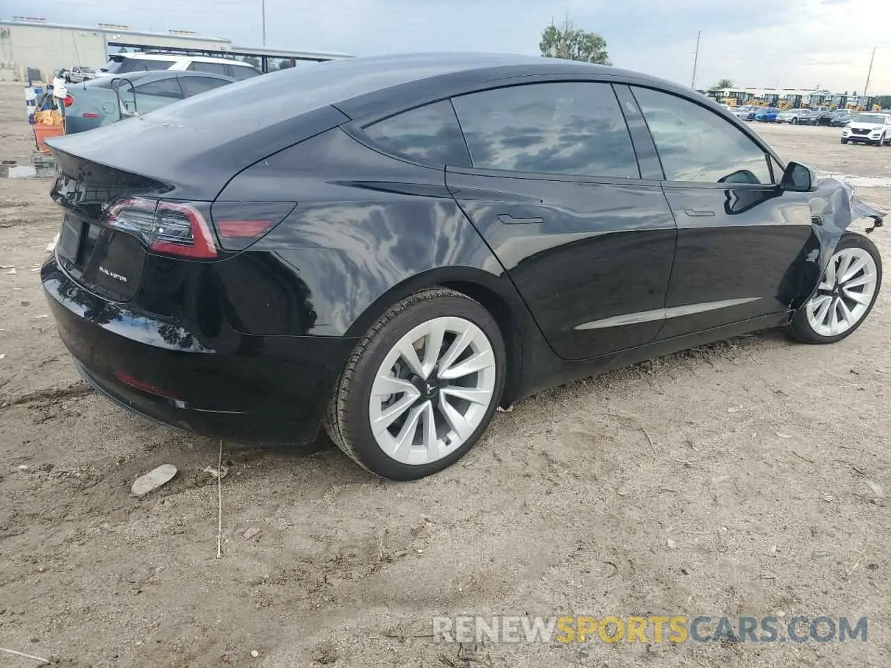 3 Photograph of a damaged car 5YJ3E1EB1NF243484 TESLA MODEL 3 2022