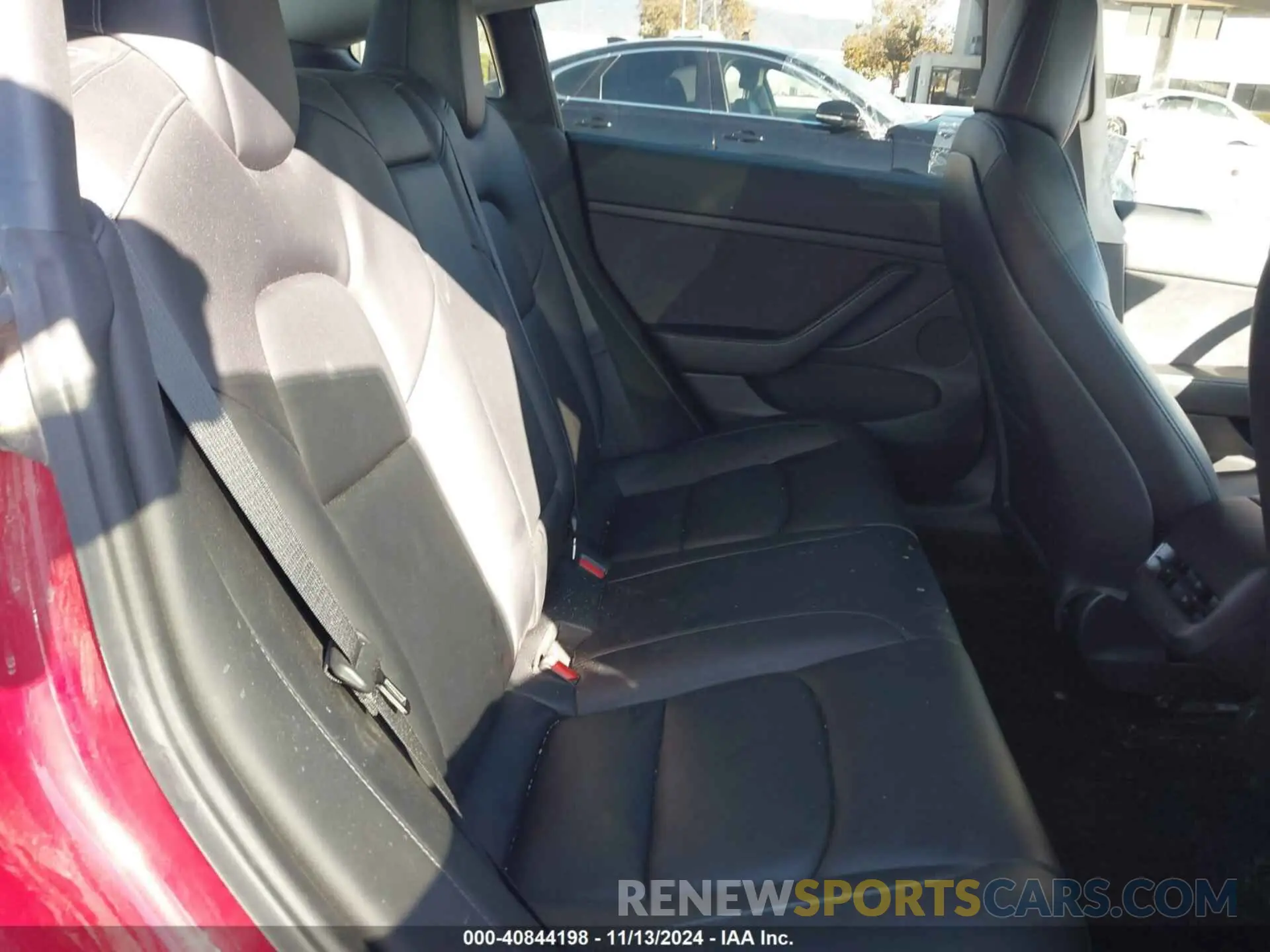 8 Photograph of a damaged car 5YJ3E1EB1NF249561 TESLA MODEL 3 2022