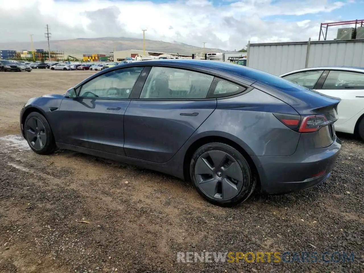 2 Photograph of a damaged car 5YJ3E1EB1NF256882 TESLA MODEL 3 2022