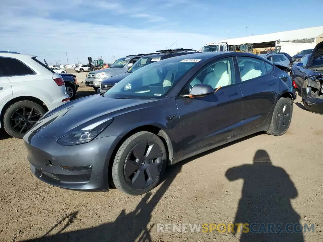 1 Photograph of a damaged car 5YJ3E1EB1NF270328 TESLA MODEL 3 2022
