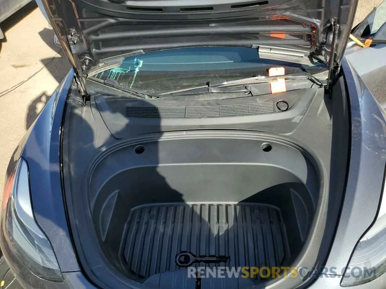 13 Photograph of a damaged car 5YJ3E1EB1NF270328 TESLA MODEL 3 2022
