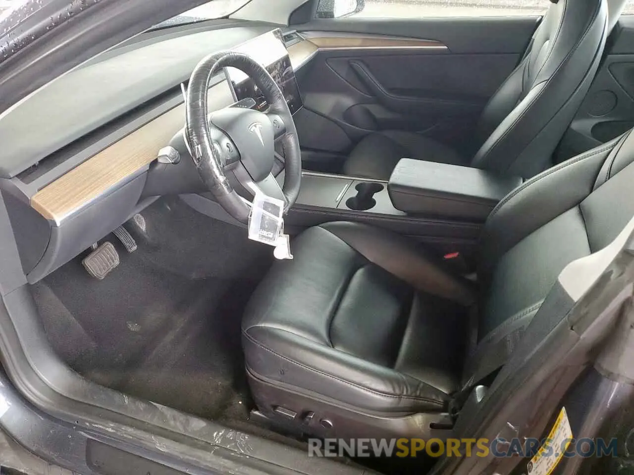 7 Photograph of a damaged car 5YJ3E1EB1NF285718 TESLA MODEL 3 2022