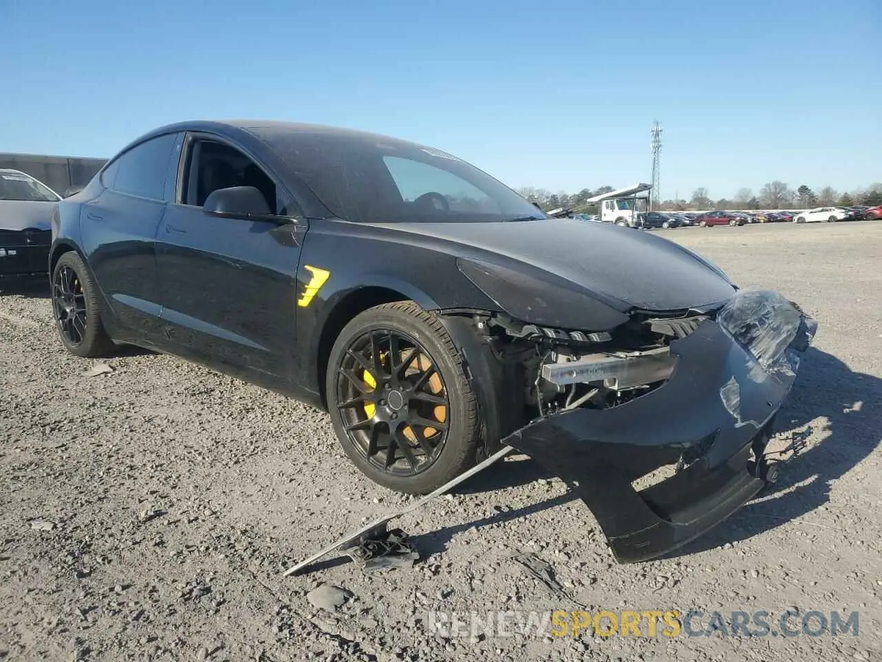 4 Photograph of a damaged car 5YJ3E1EB1NF314389 TESLA MODEL 3 2022