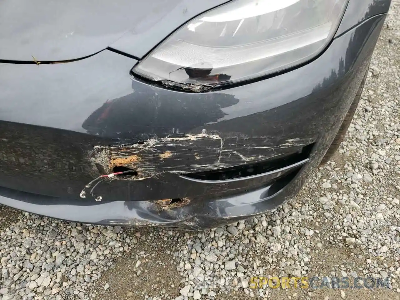 10 Photograph of a damaged car 5YJ3E1EB1NF334870 TESLA MODEL 3 2022