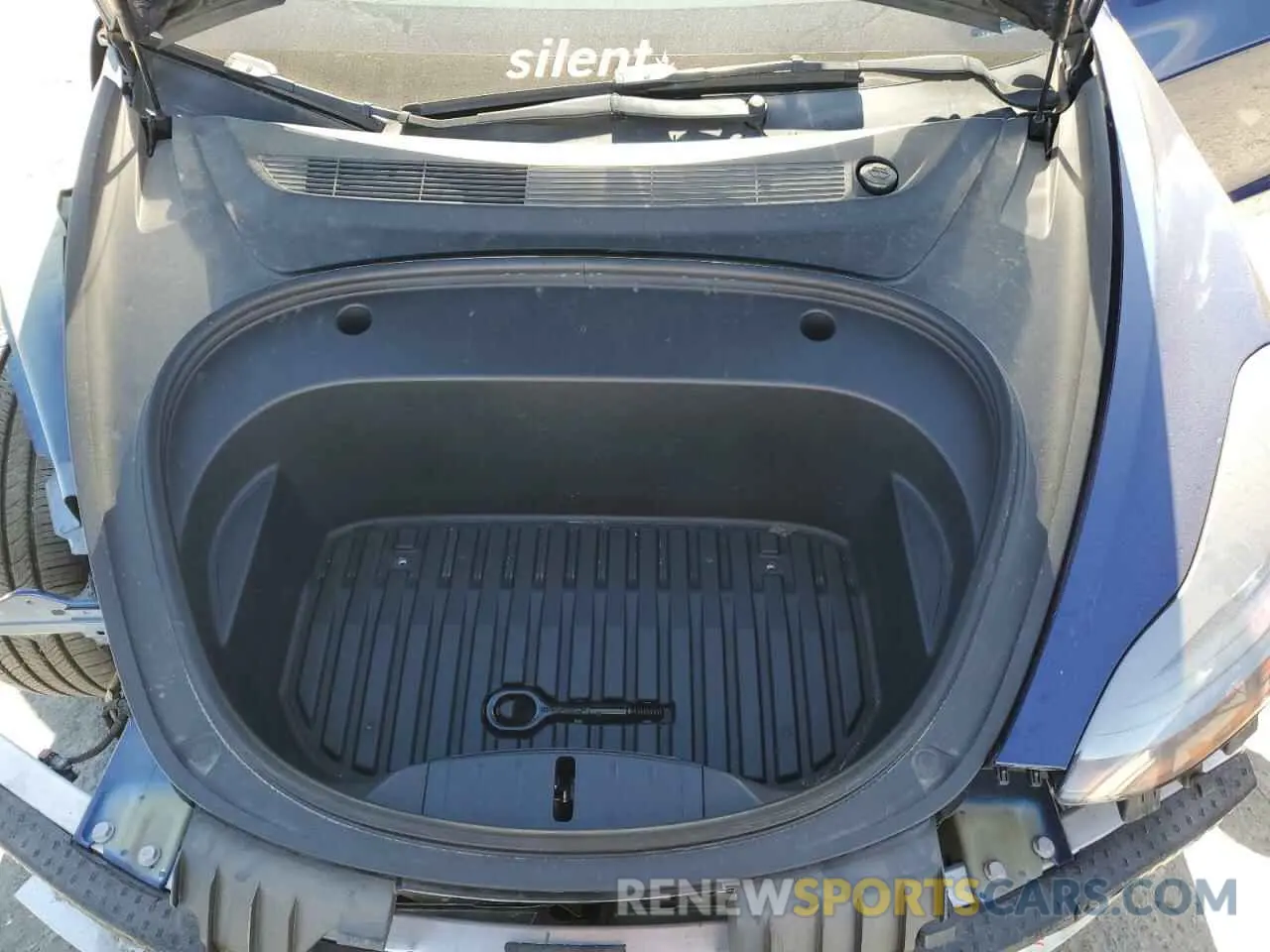 11 Photograph of a damaged car 5YJ3E1EB1NF339163 TESLA MODEL 3 2022