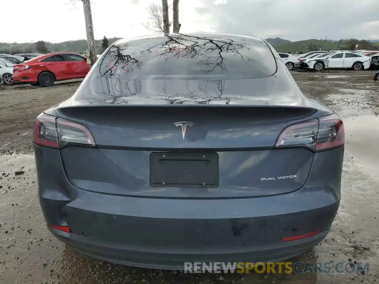 6 Photograph of a damaged car 5YJ3E1EB1NF340846 TESLA MODEL 3 2022