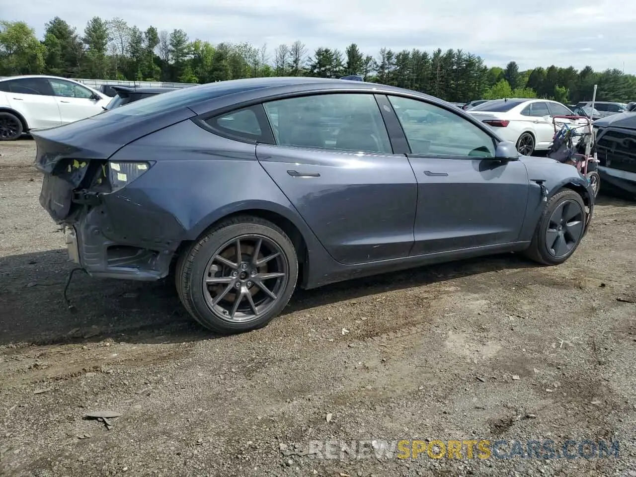 3 Photograph of a damaged car 5YJ3E1EB2NF111804 TESLA MODEL 3 2022