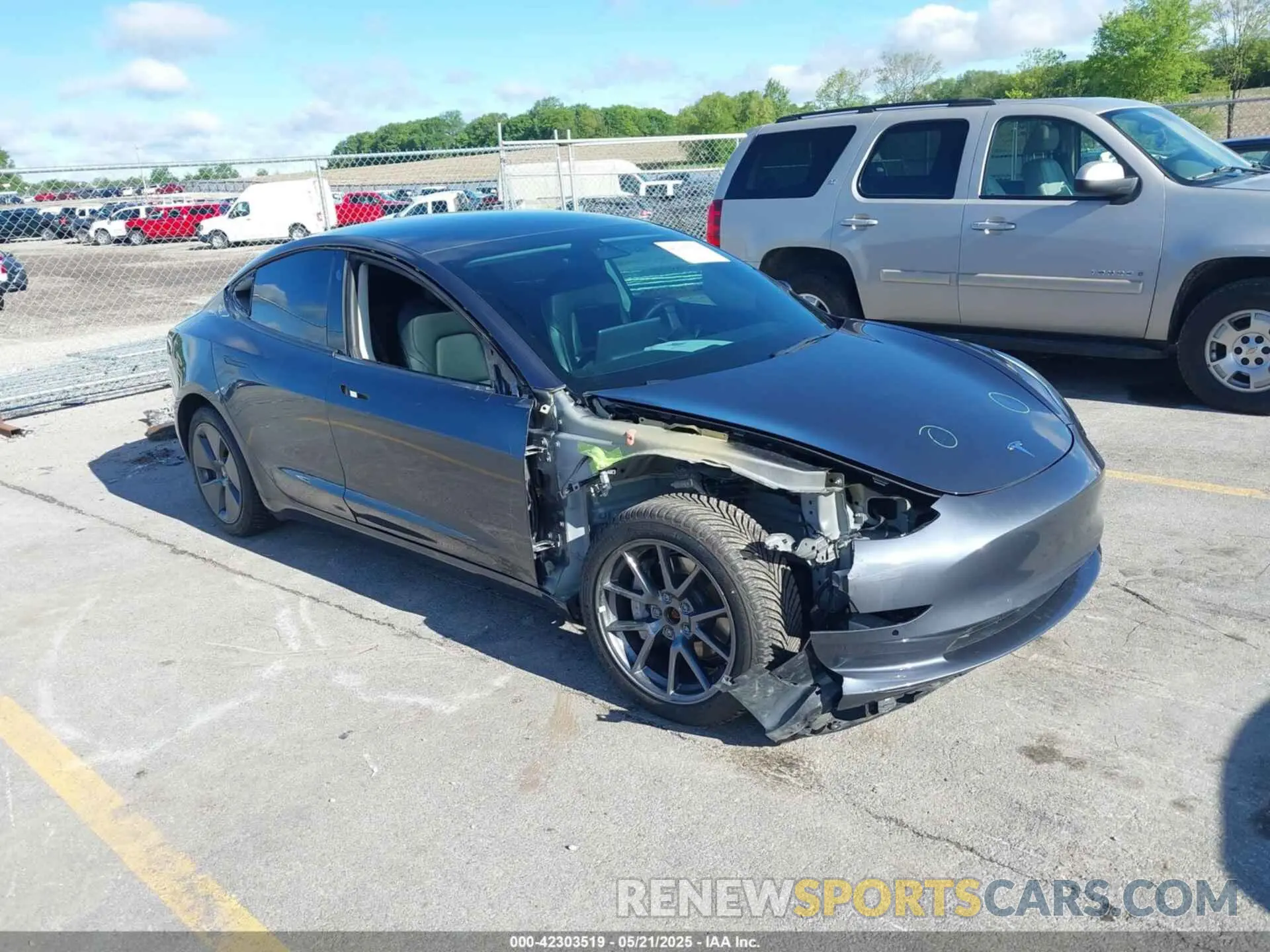 1 Photograph of a damaged car 5YJ3E1EB2NF126562 TESLA MODEL 3 2022