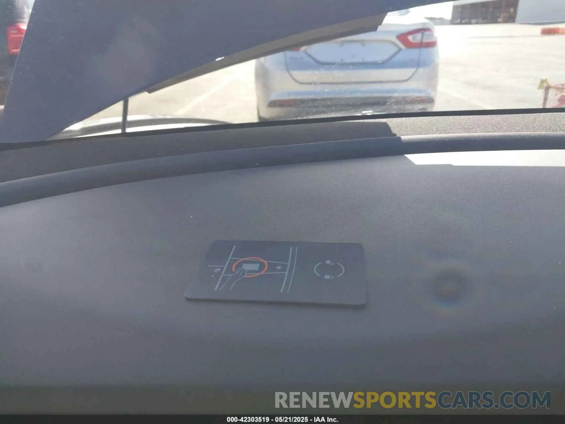 11 Photograph of a damaged car 5YJ3E1EB2NF126562 TESLA MODEL 3 2022