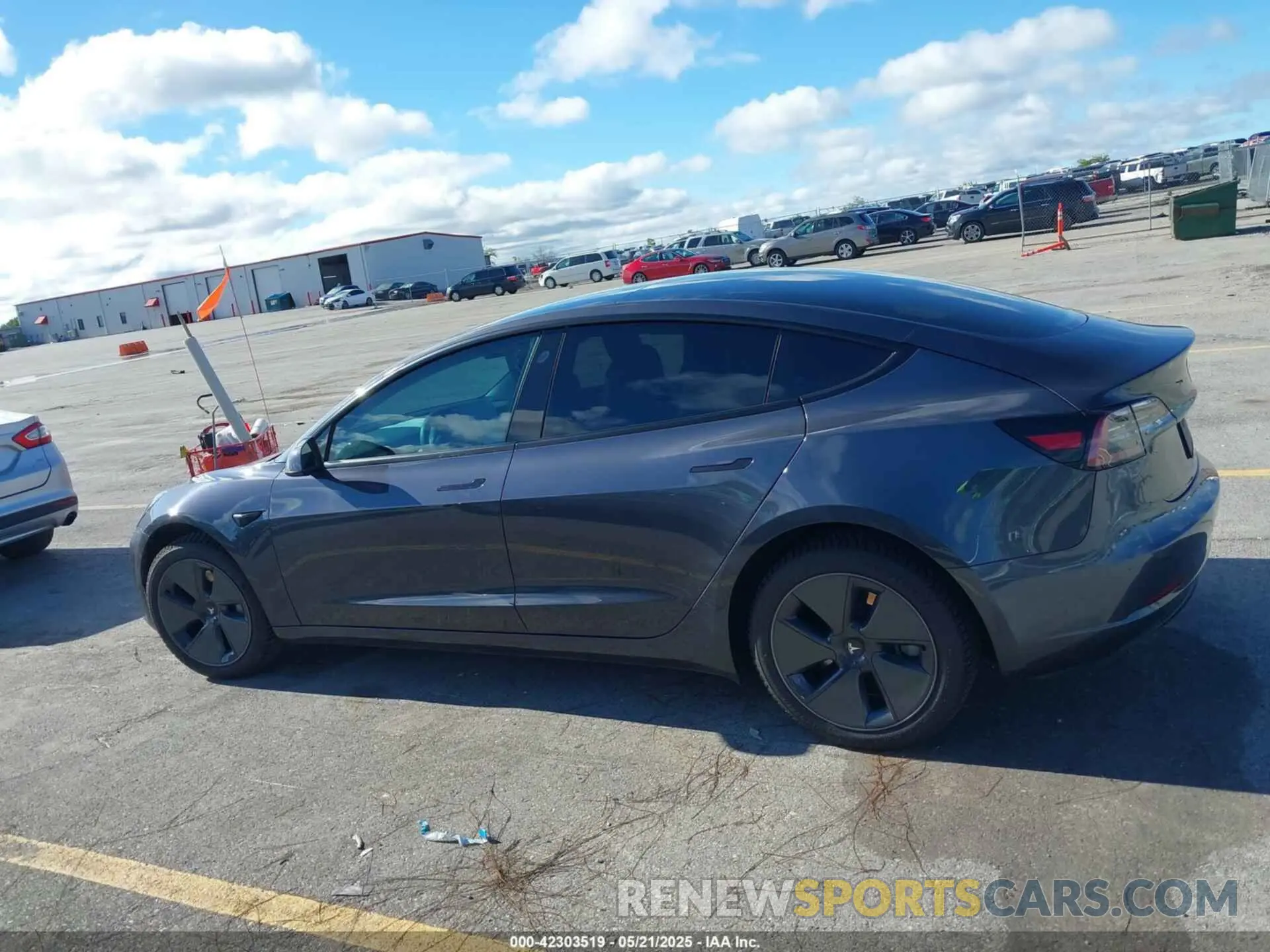 15 Photograph of a damaged car 5YJ3E1EB2NF126562 TESLA MODEL 3 2022
