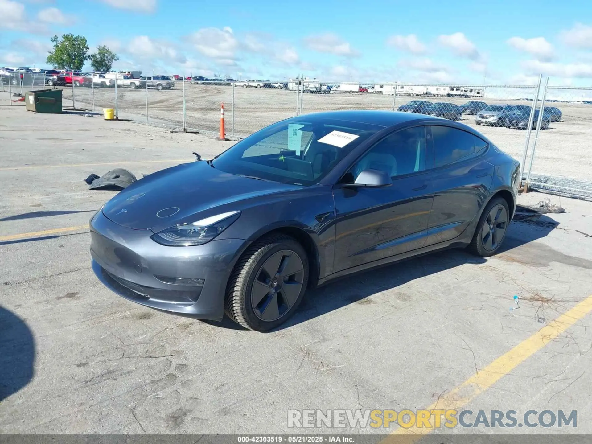 2 Photograph of a damaged car 5YJ3E1EB2NF126562 TESLA MODEL 3 2022