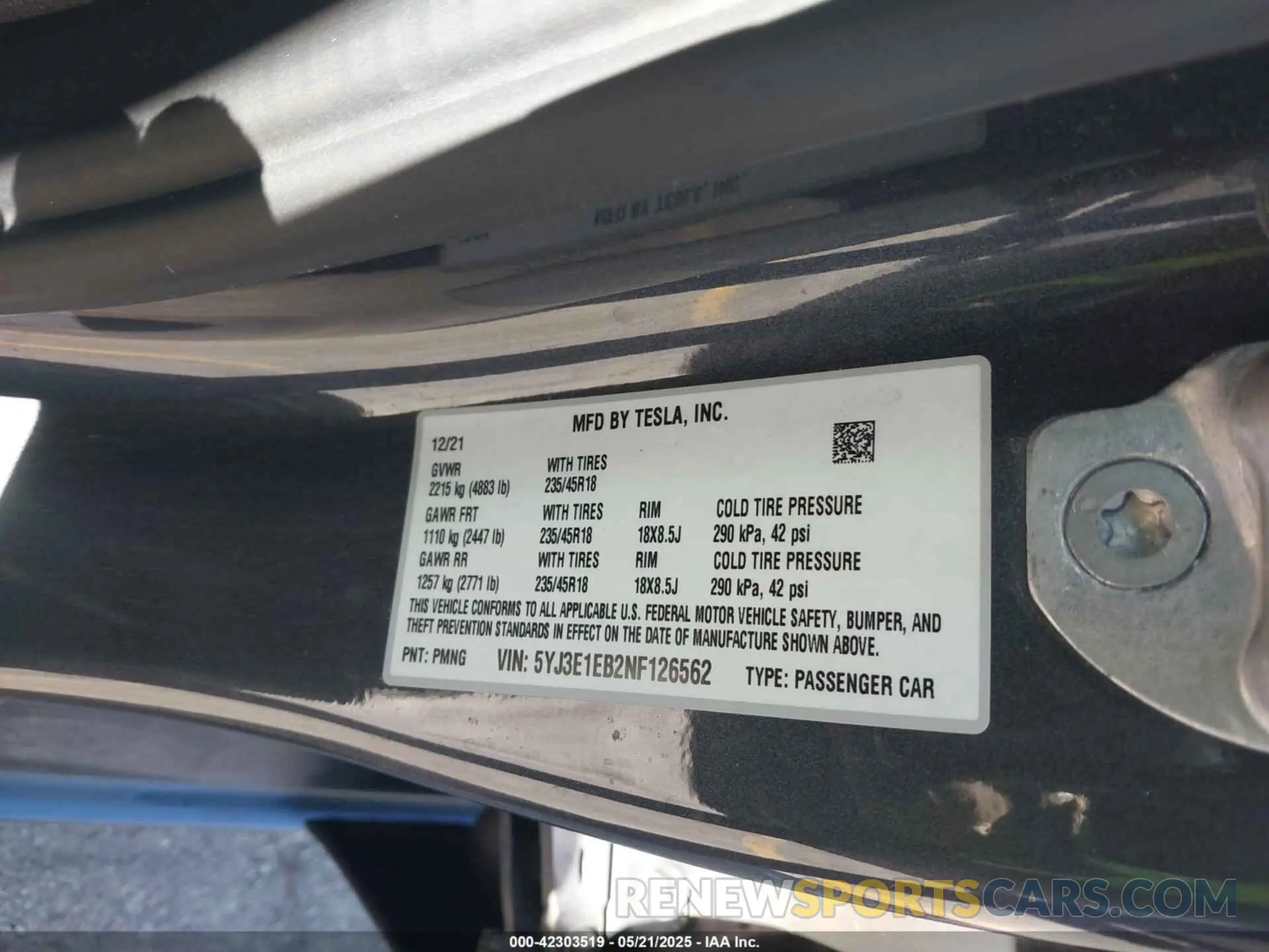 9 Photograph of a damaged car 5YJ3E1EB2NF126562 TESLA MODEL 3 2022
