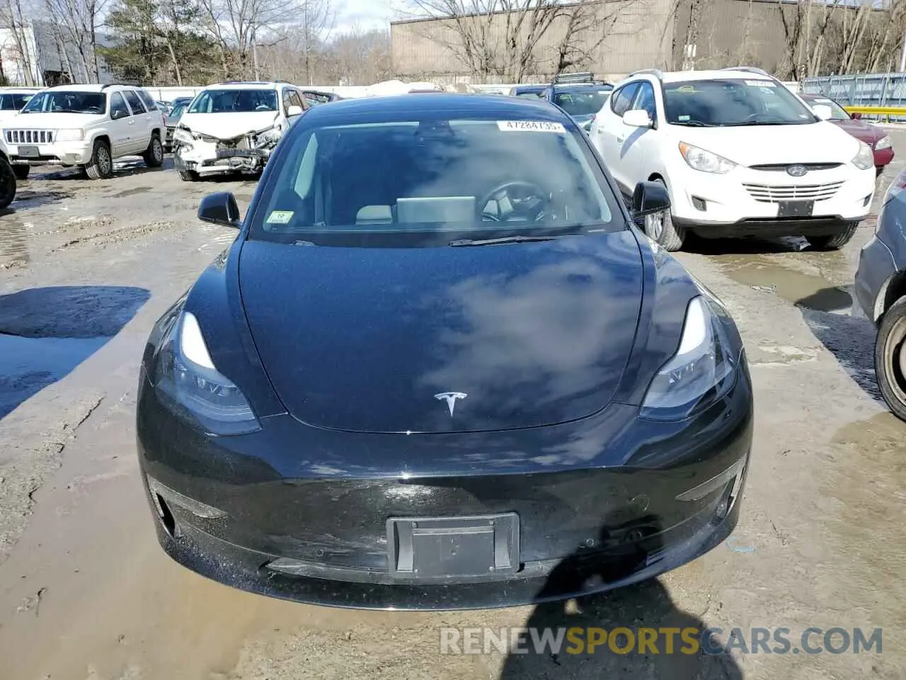 5 Photograph of a damaged car 5YJ3E1EB2NF160968 TESLA MODEL 3 2022