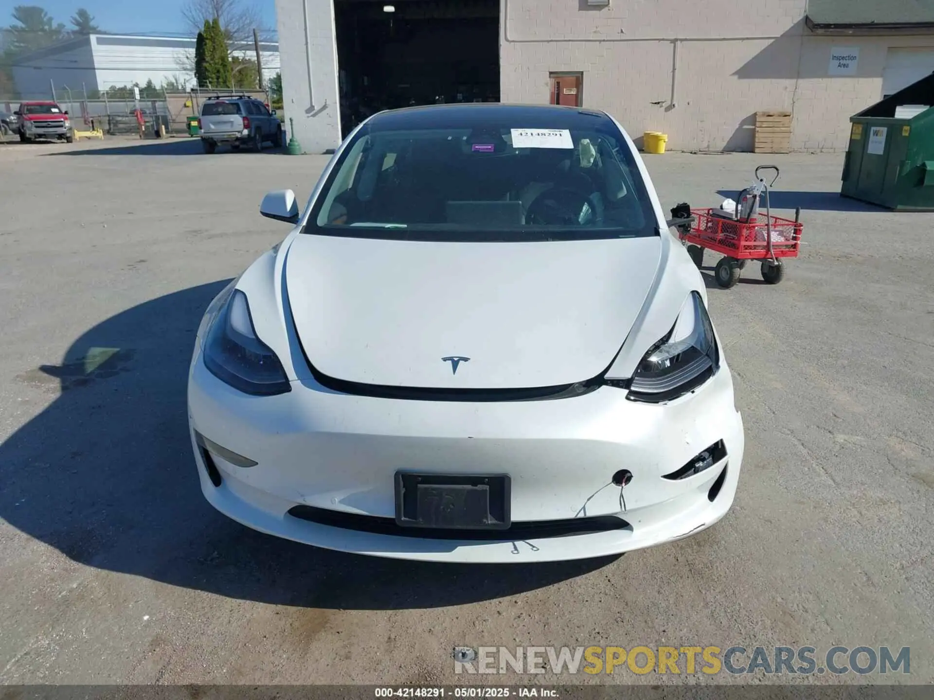 12 Photograph of a damaged car 5YJ3E1EB2NF170335 TESLA MODEL 3 2022