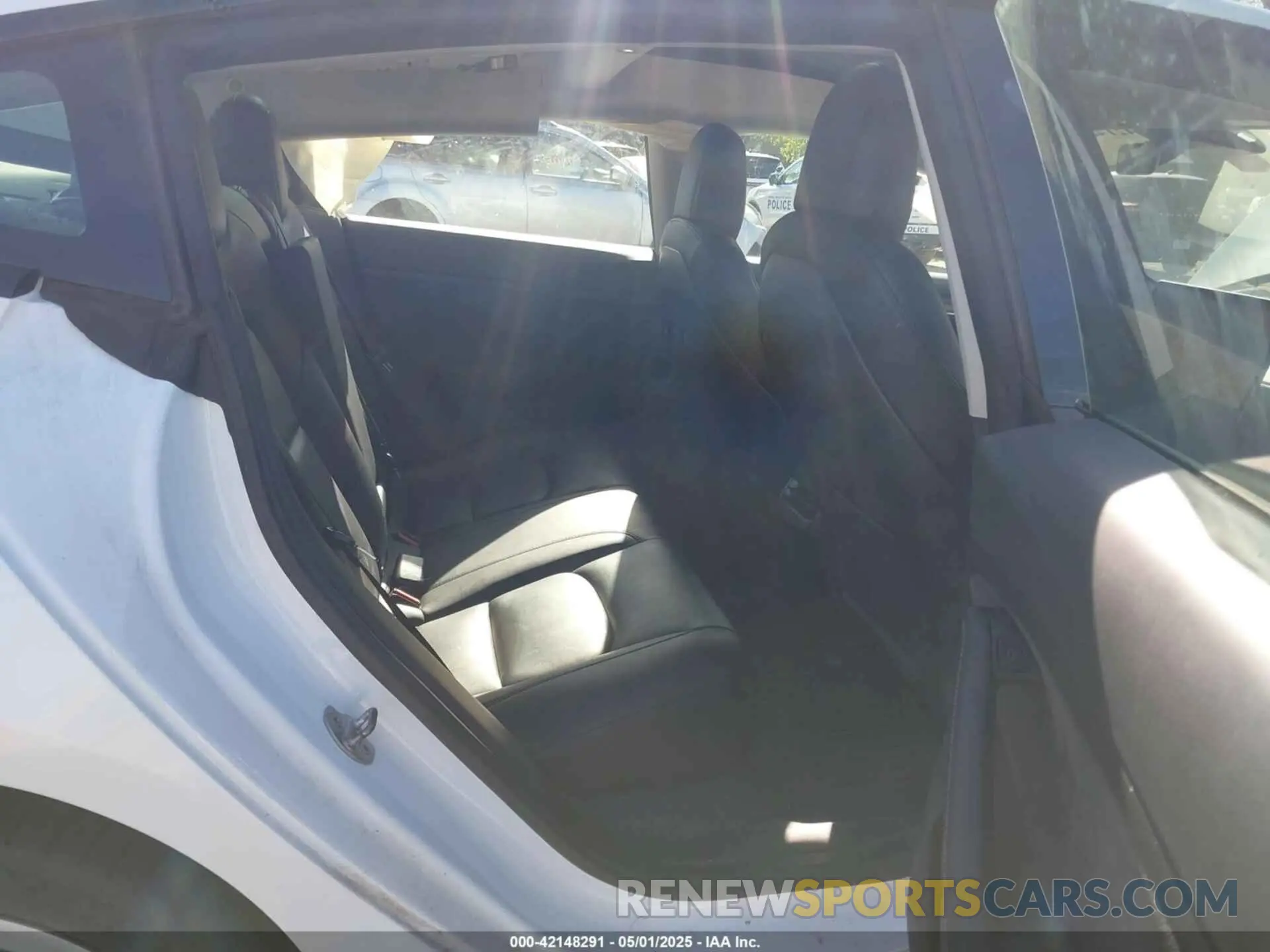 8 Photograph of a damaged car 5YJ3E1EB2NF170335 TESLA MODEL 3 2022