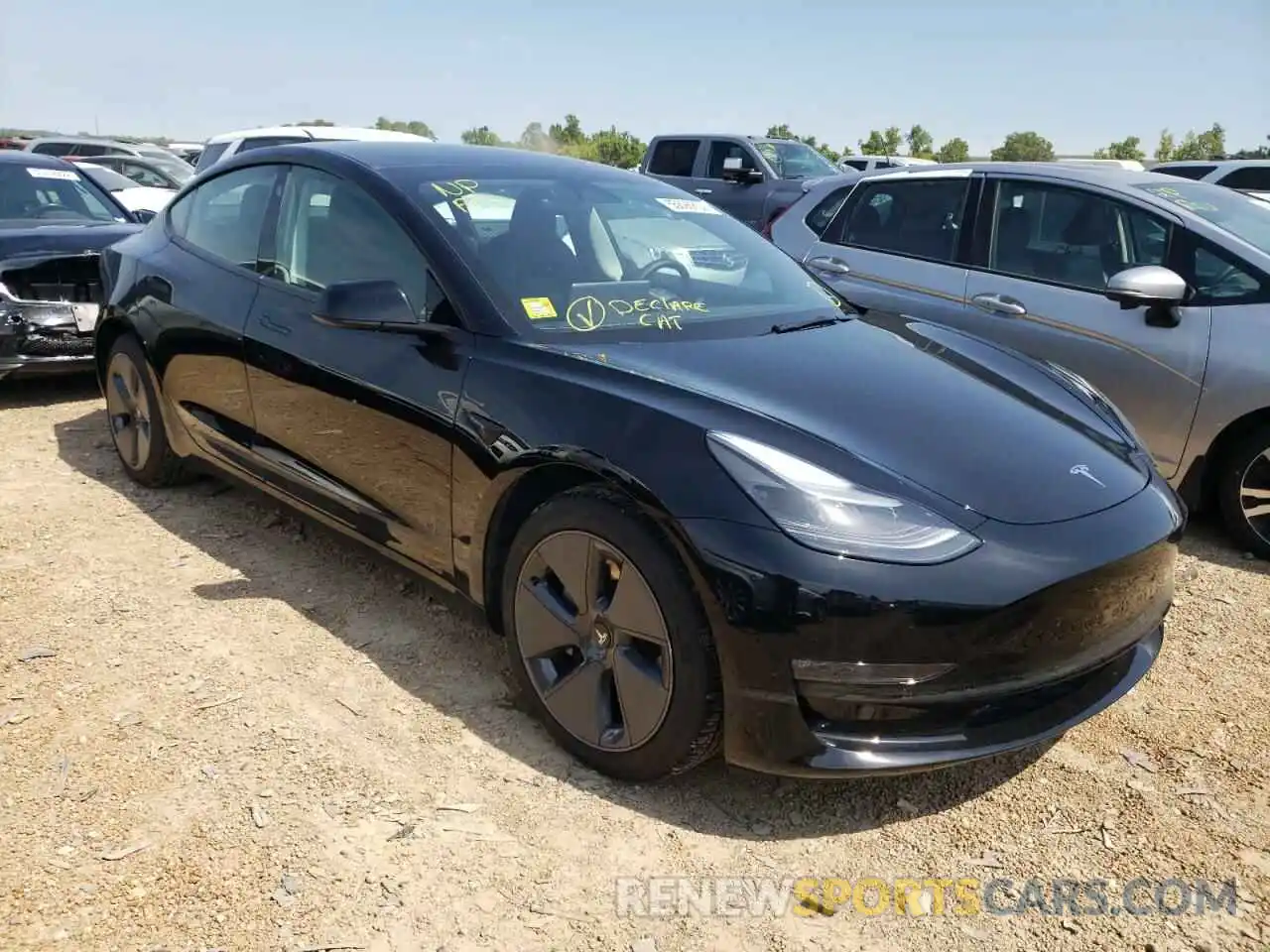 1 Photograph of a damaged car 5YJ3E1EB2NF172845 TESLA MODEL 3 2022