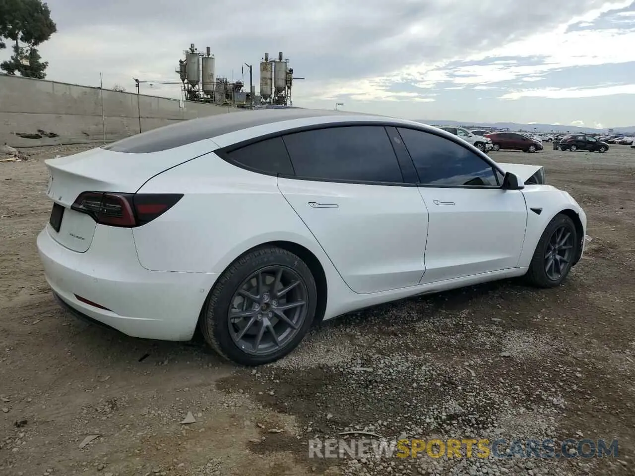 3 Photograph of a damaged car 5YJ3E1EB2NF180959 TESLA MODEL 3 2022