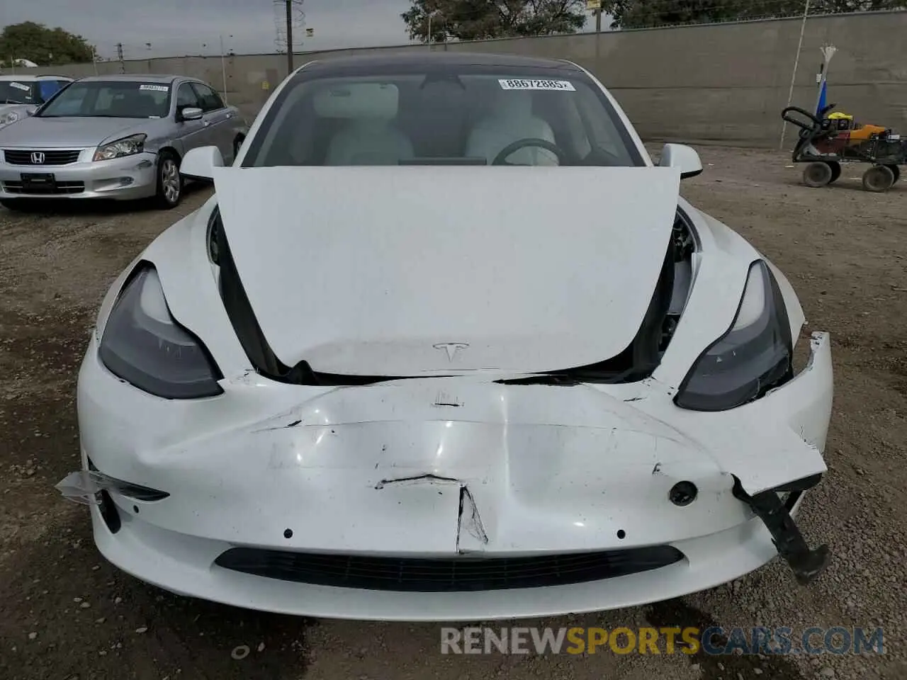 5 Photograph of a damaged car 5YJ3E1EB2NF180959 TESLA MODEL 3 2022