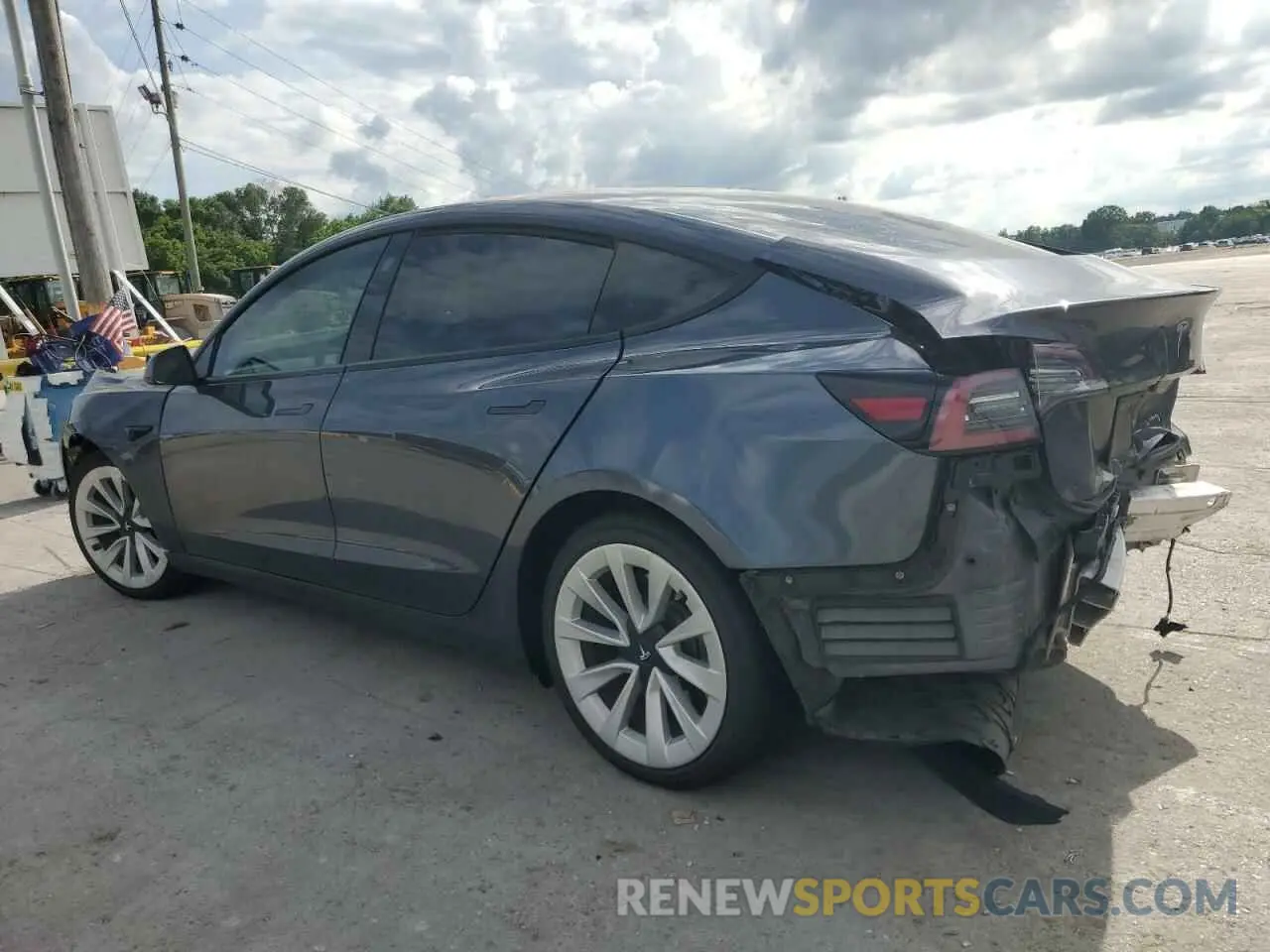 2 Photograph of a damaged car 5YJ3E1EB2NF186082 TESLA MODEL 3 2022