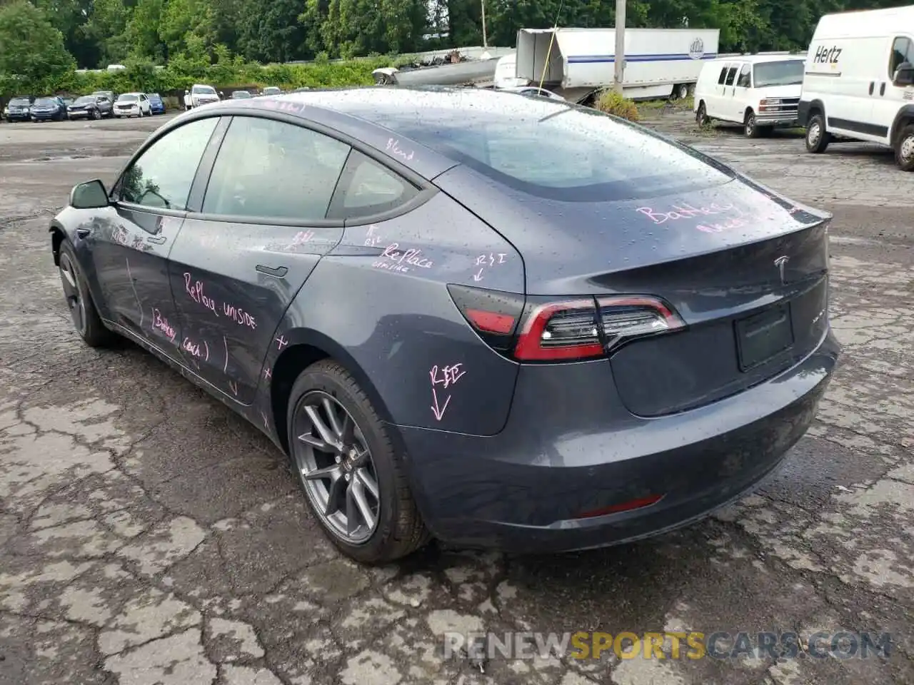 3 Photograph of a damaged car 5YJ3E1EB2NF195185 TESLA MODEL 3 2022