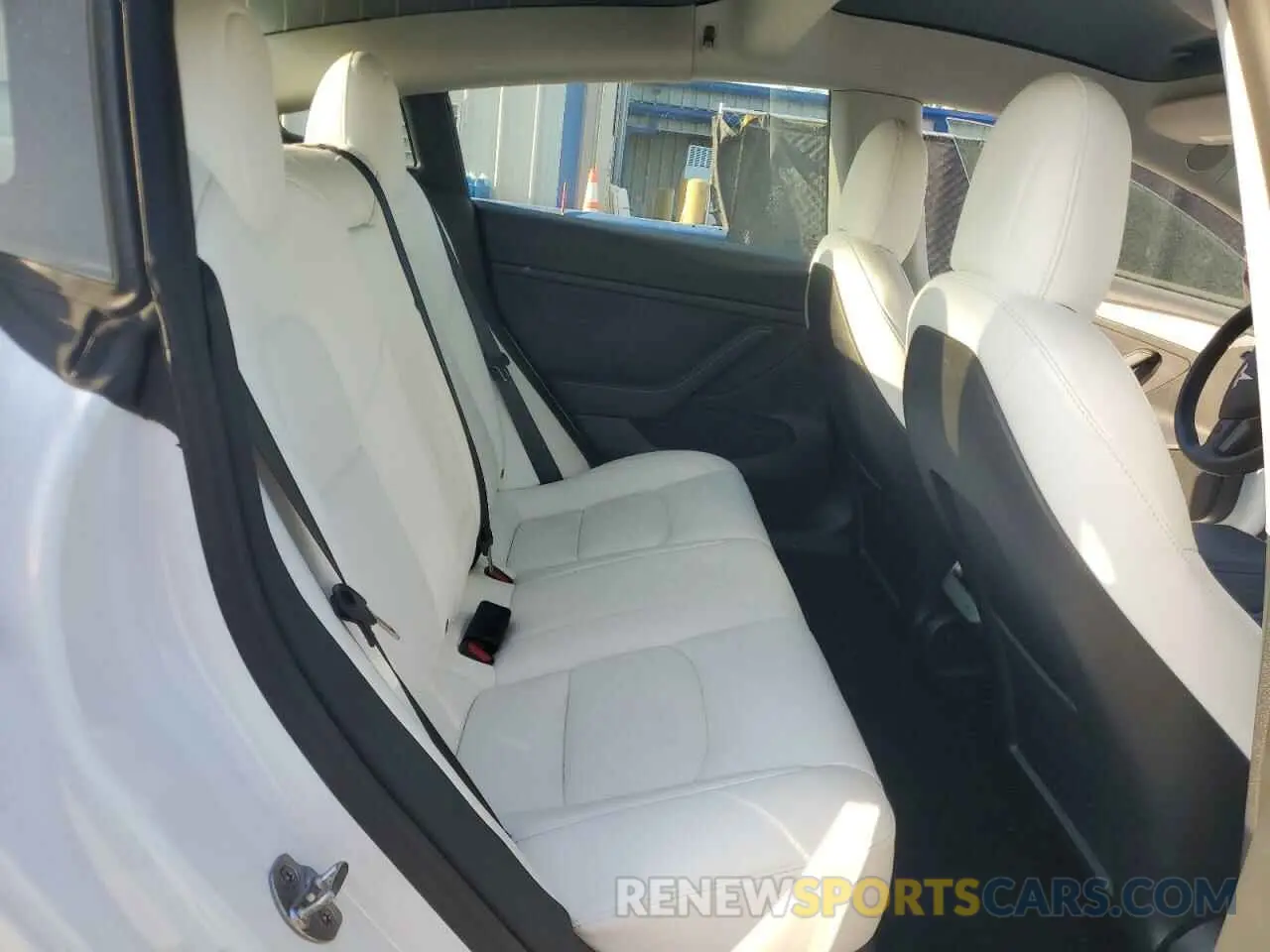 10 Photograph of a damaged car 5YJ3E1EB2NF199141 TESLA MODEL 3 2022