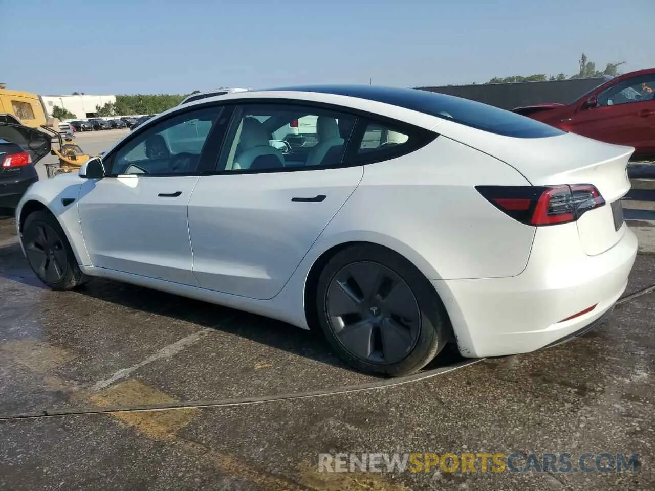 2 Photograph of a damaged car 5YJ3E1EB2NF199141 TESLA MODEL 3 2022