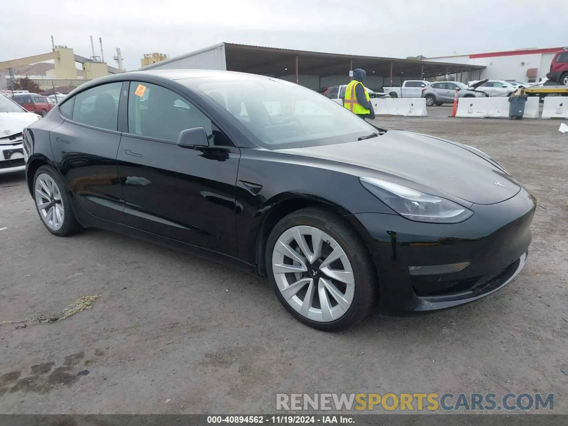 1 Photograph of a damaged car 5YJ3E1EB2NF201437 TESLA MODEL 3 2022