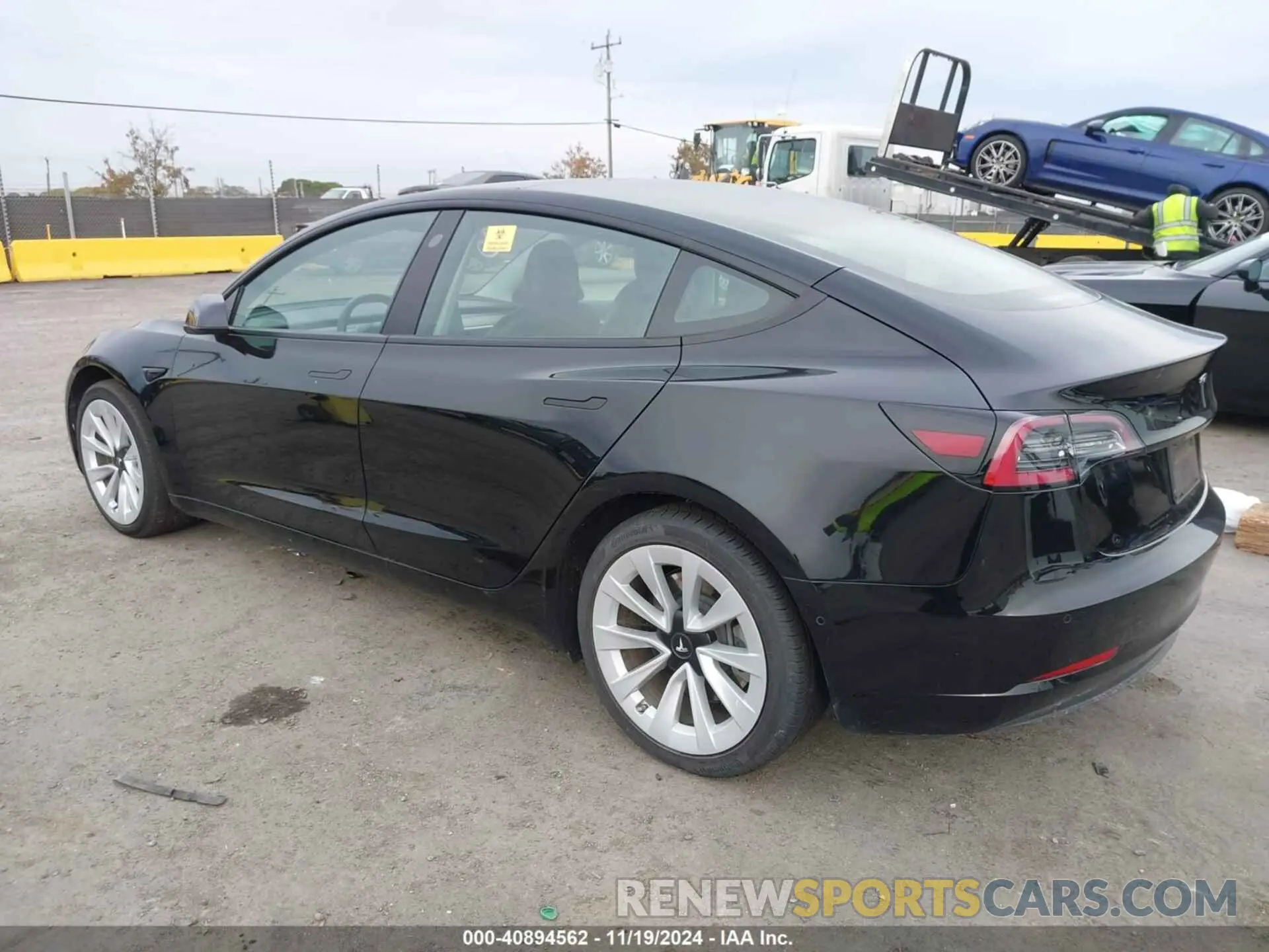 3 Photograph of a damaged car 5YJ3E1EB2NF201437 TESLA MODEL 3 2022