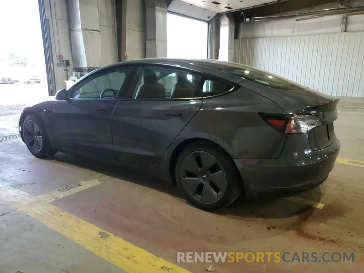 2 Photograph of a damaged car 5YJ3E1EB2NF204922 TESLA MODEL 3 2022