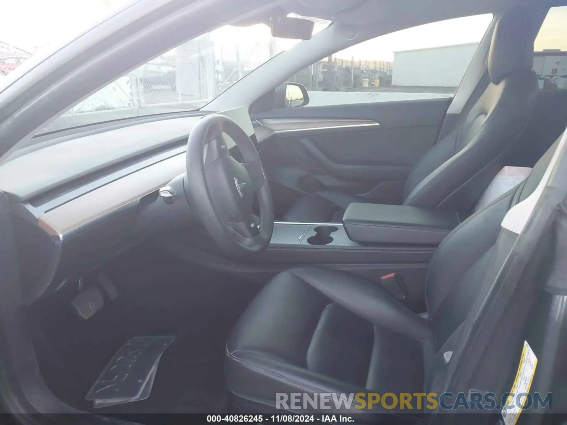 5 Photograph of a damaged car 5YJ3E1EB2NF207271 TESLA MODEL 3 2022