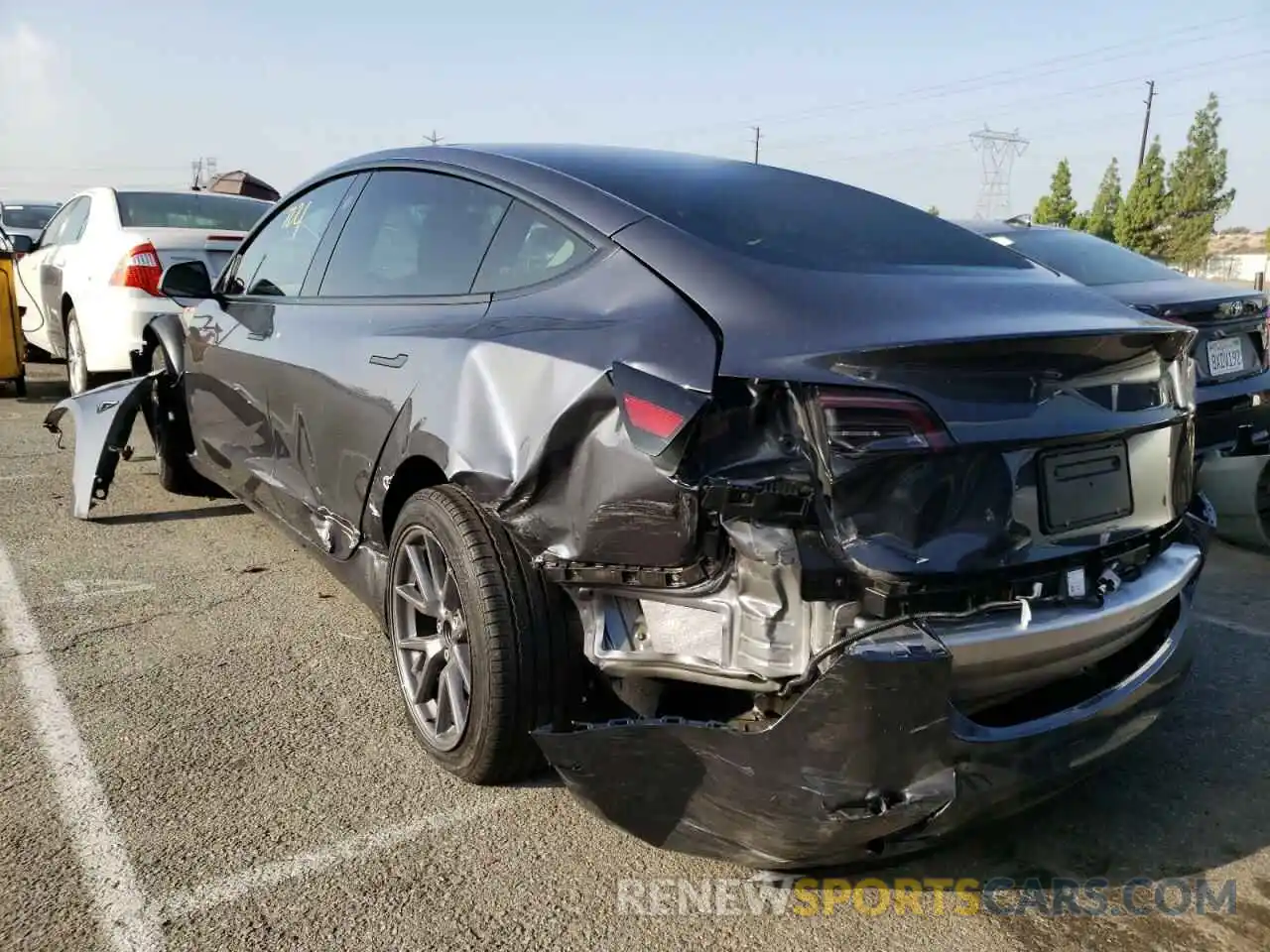 3 Photograph of a damaged car 5YJ3E1EB2NF208100 TESLA MODEL 3 2022