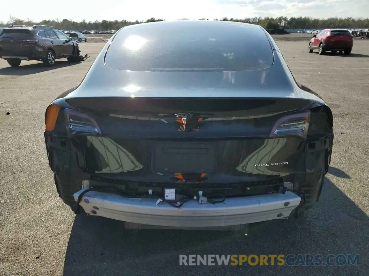6 Photograph of a damaged car 5YJ3E1EB2NF230906 TESLA MODEL 3 2022