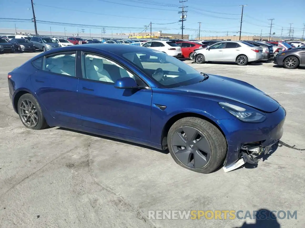 4 Photograph of a damaged car 5YJ3E1EB2NF243381 TESLA MODEL 3 2022