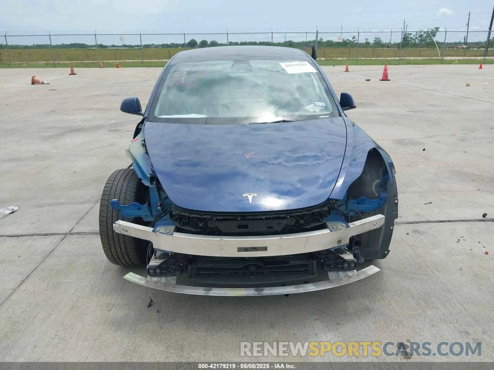 6 Photograph of a damaged car 5YJ3E1EB2NF246443 TESLA MODEL 3 2022