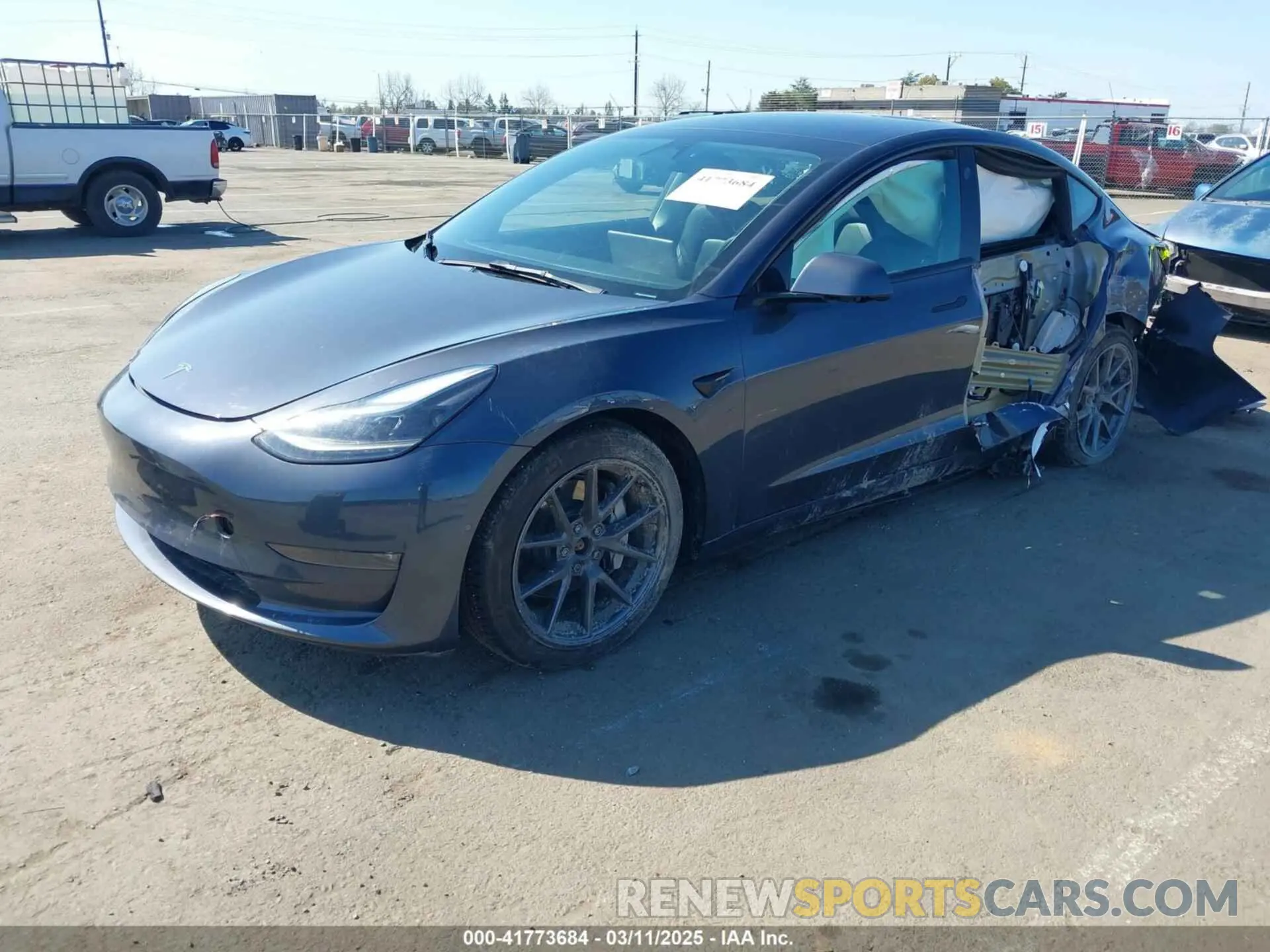 2 Photograph of a damaged car 5YJ3E1EB2NF251772 TESLA MODEL 3 2022