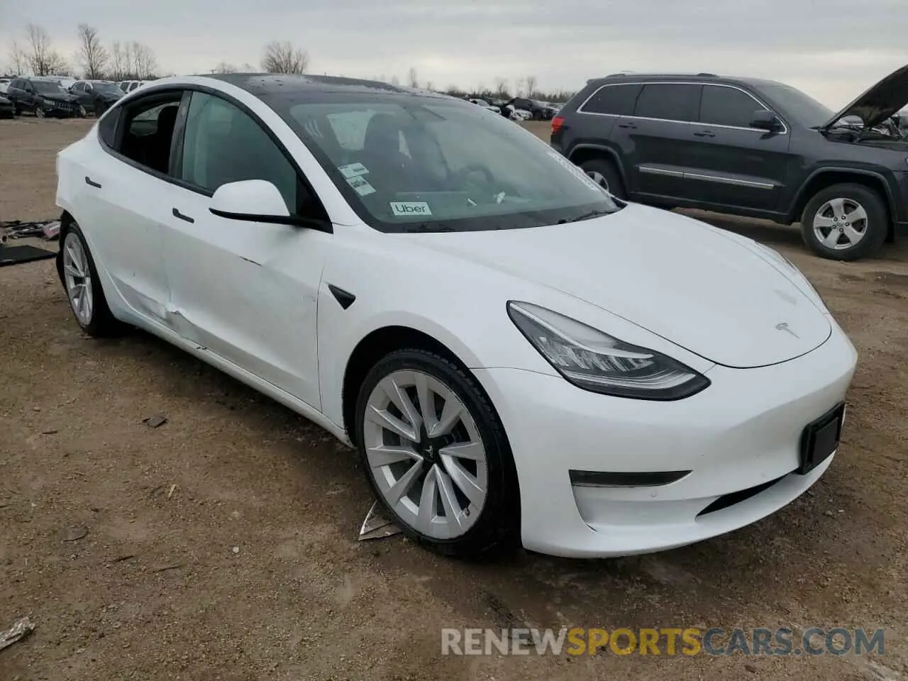 4 Photograph of a damaged car 5YJ3E1EB2NF259080 TESLA MODEL 3 2022